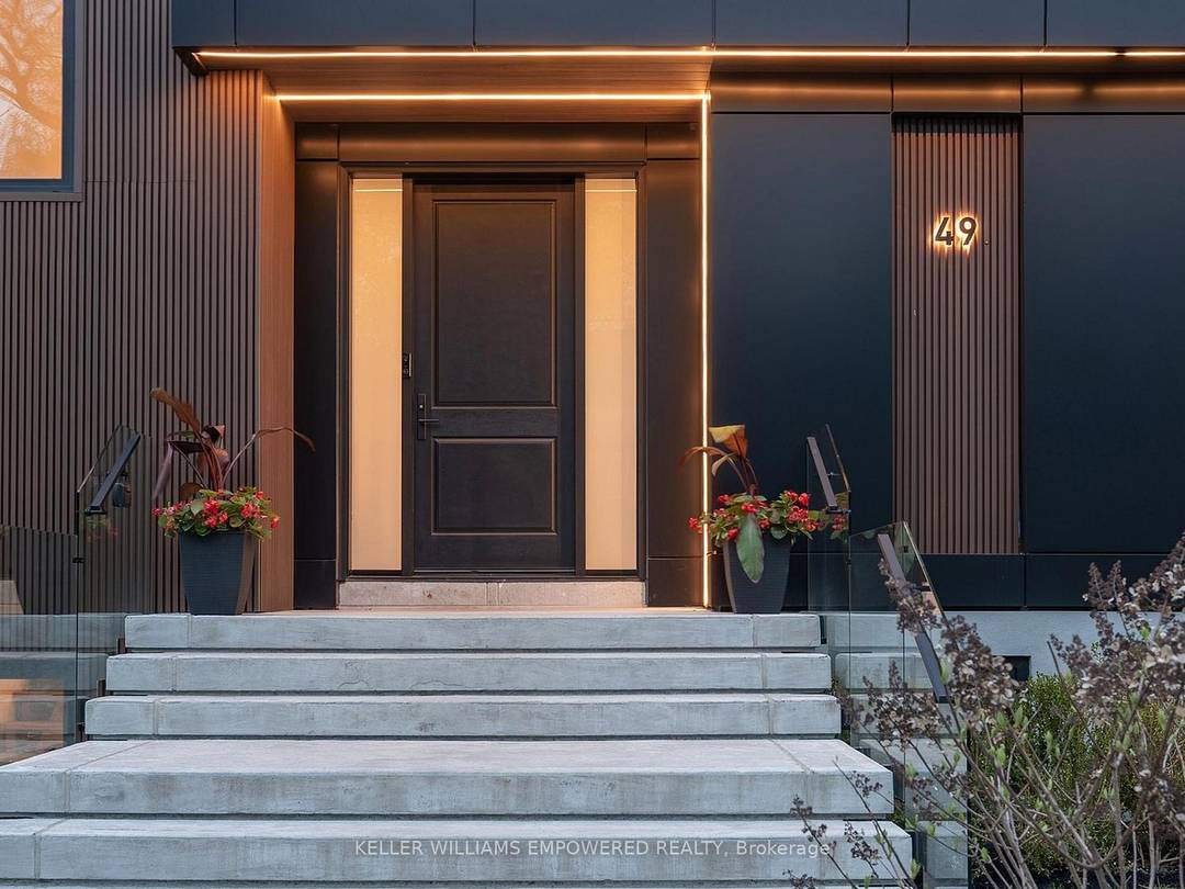 Architectural excellence blended with practical living !