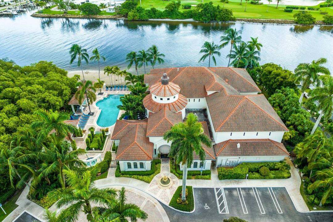 IMMACULATE, FULLY FURNISHED 3 BEDROOM, 2 BATHROOM CONDO WITH PRIVATE GARAGE located in the highly desirable gated community of Tuscany on the Intracoastal in East Boynton Beach.