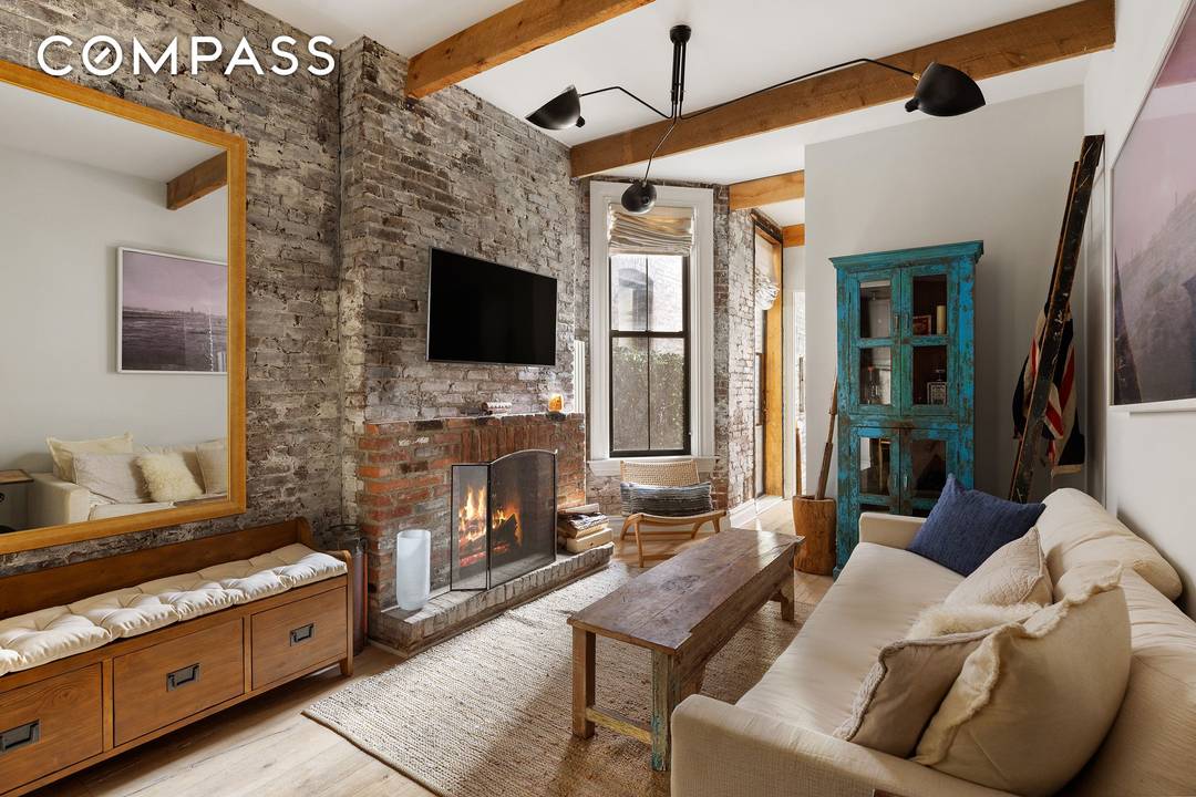 Conveniently located between 7th and 8th Avenues on a charming, prime central Chelsea block, this beautifully designed, professionally renovated one bedroom home with a wood burning fireplace features the ultimate ...