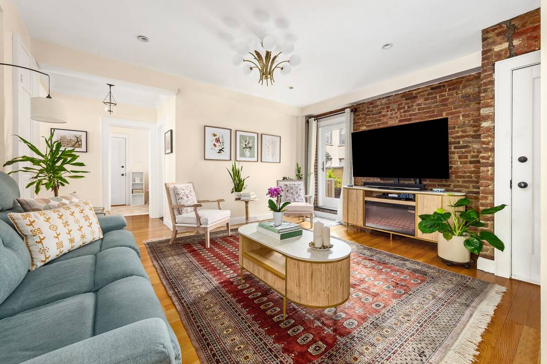 PRE WAR CHARM MEETS MODERN LUXURY IN THE HEART OF THE WEST VILLAGE.