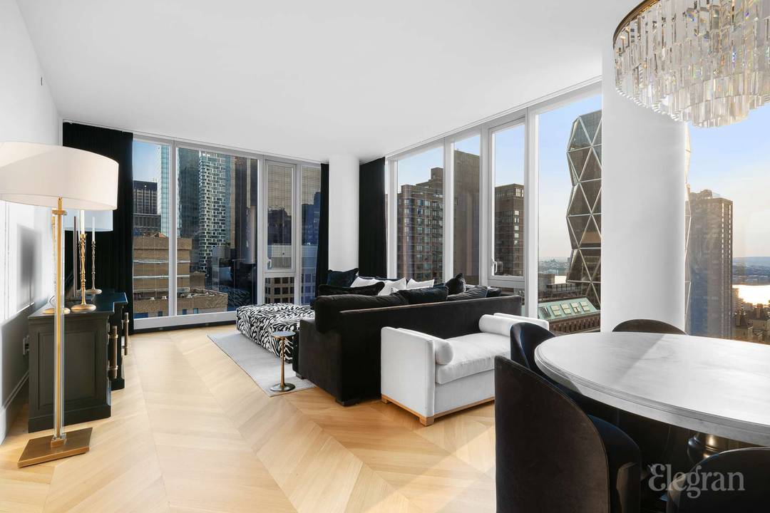 Introducing Residence 34F at Central Park Tower a breathtaking southwest facing corner home bathed in natural light.