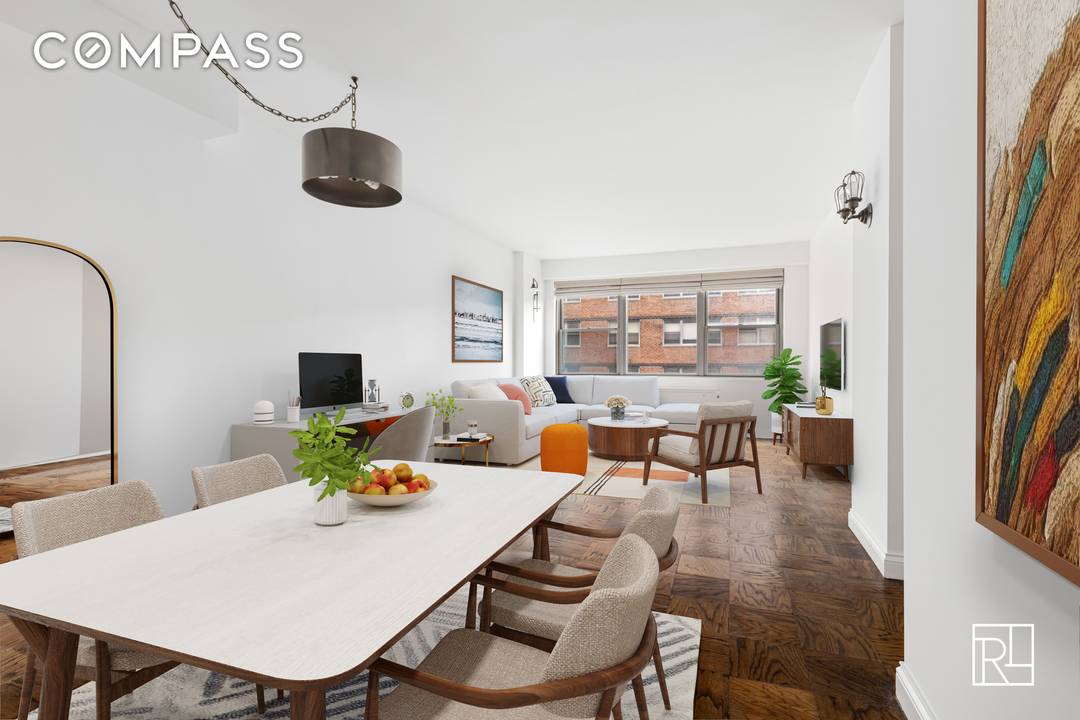 South Facing Flatiron 1BR with Smart Design amp ; Low Maintenance Welcome to Residence 403 at The Parker Gramercy, a beautifully renovated south facing one bedroom in one of Flatiron ...