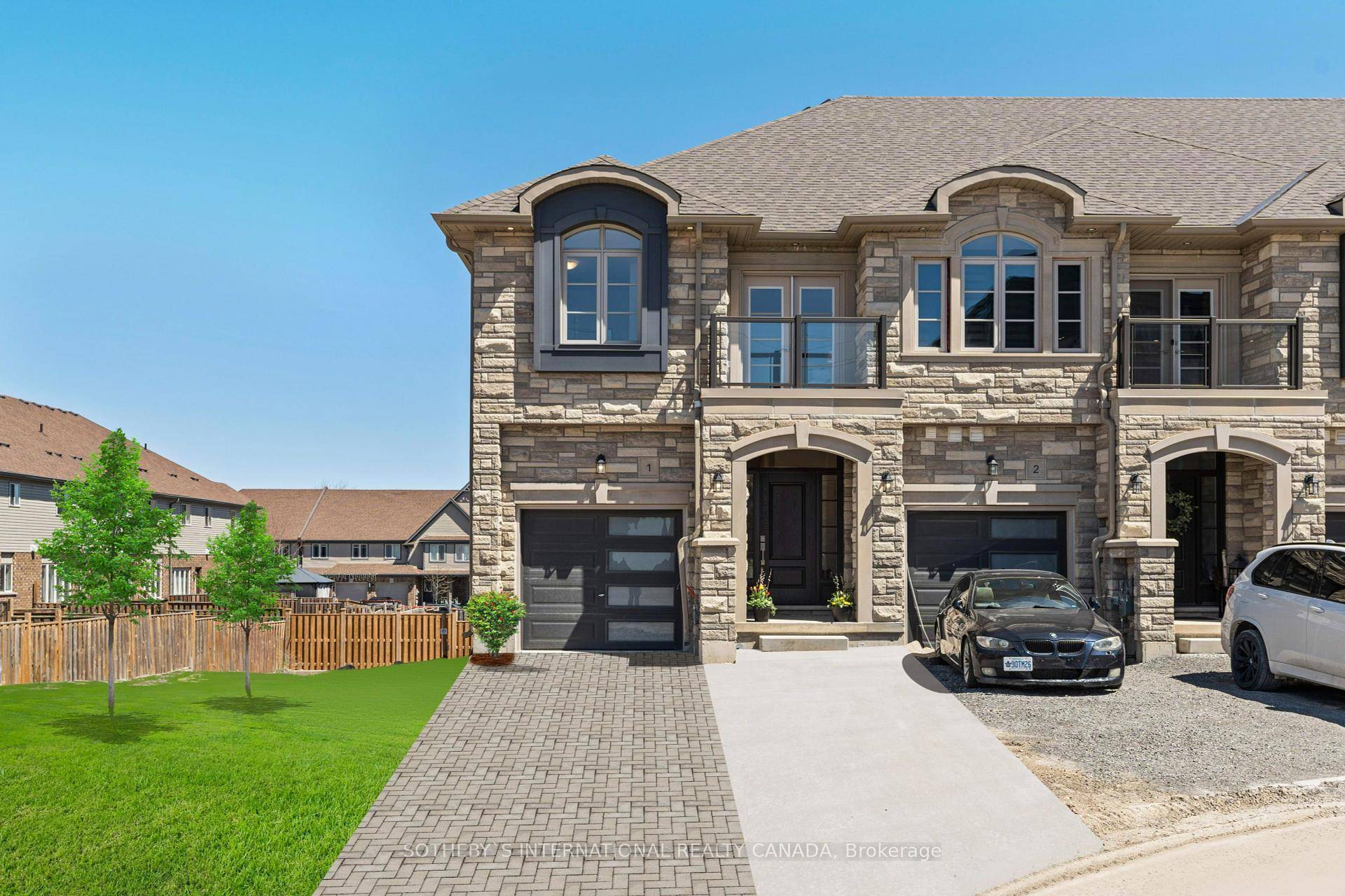 Small boutique style 31unit Townhouse Complex is complete.