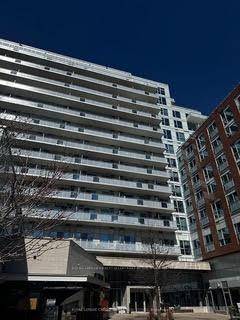 Welcome to this great location in the heart of the city in Bloor West Village.
