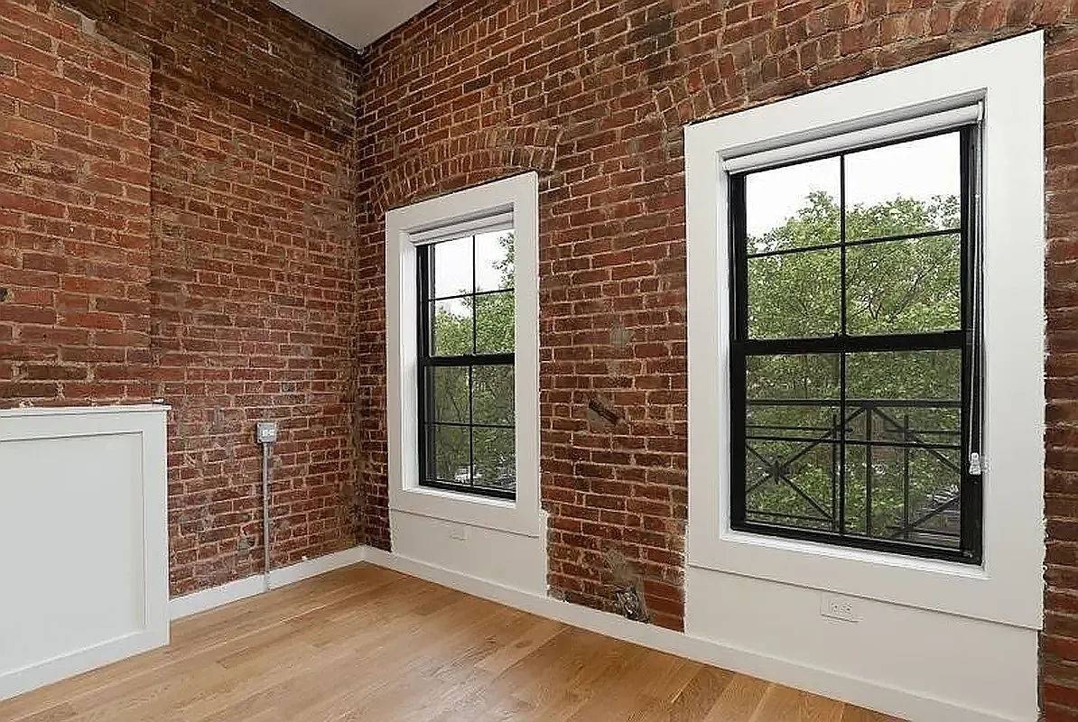 NEW ON MARKET FOR Jan 2025102 Forsyth integrates the rich history of the Lower East Side with stunning views of Sara D.