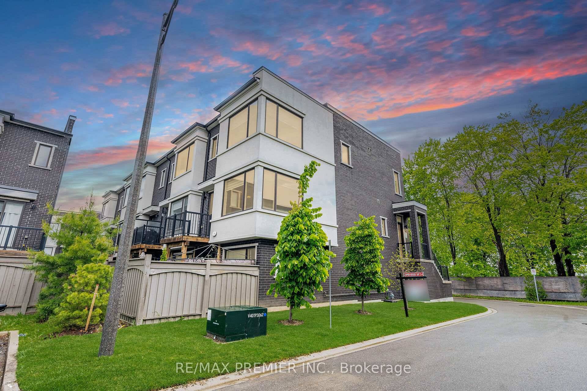 THIS STUNNING AND MODERN CORNER END UNIT TOWNHOME OFFERS NEARLY 2, 300 SQ FT OF BEAUTIFULLY DESIGNED LIVING SPACE IN THE HEART OF VAUGHAN.