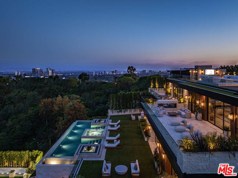 1414   Donhill Dr 6BR Beverly Hills Post Office | B.H.P.O. La