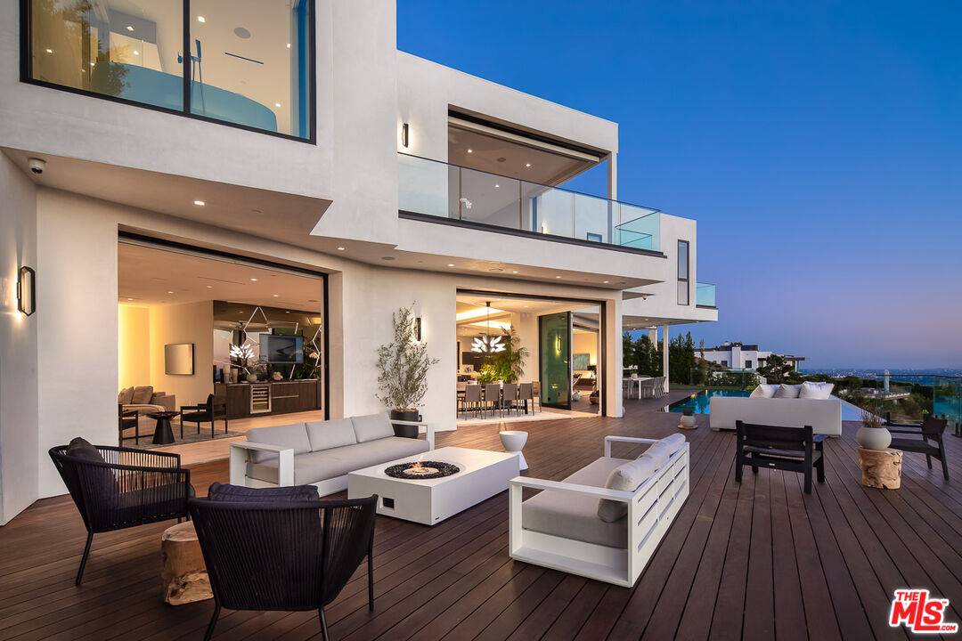 2371   Achilles Dr 4BR Hollywood Hills East La
