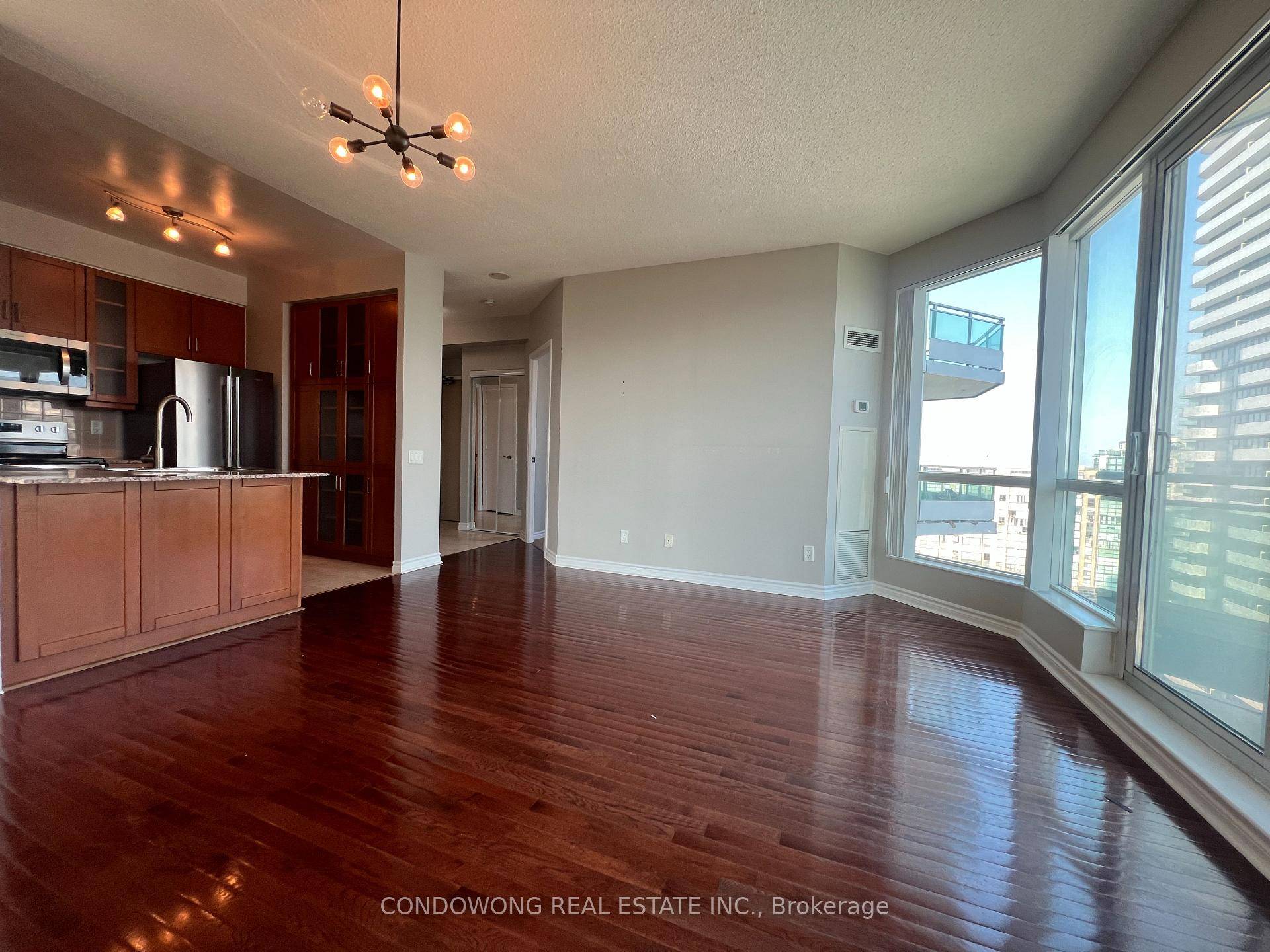 Bright amp ; Gorgeous 2 Bedrooms 2 Bathrooms Condo Unit In The Heart Of North York.