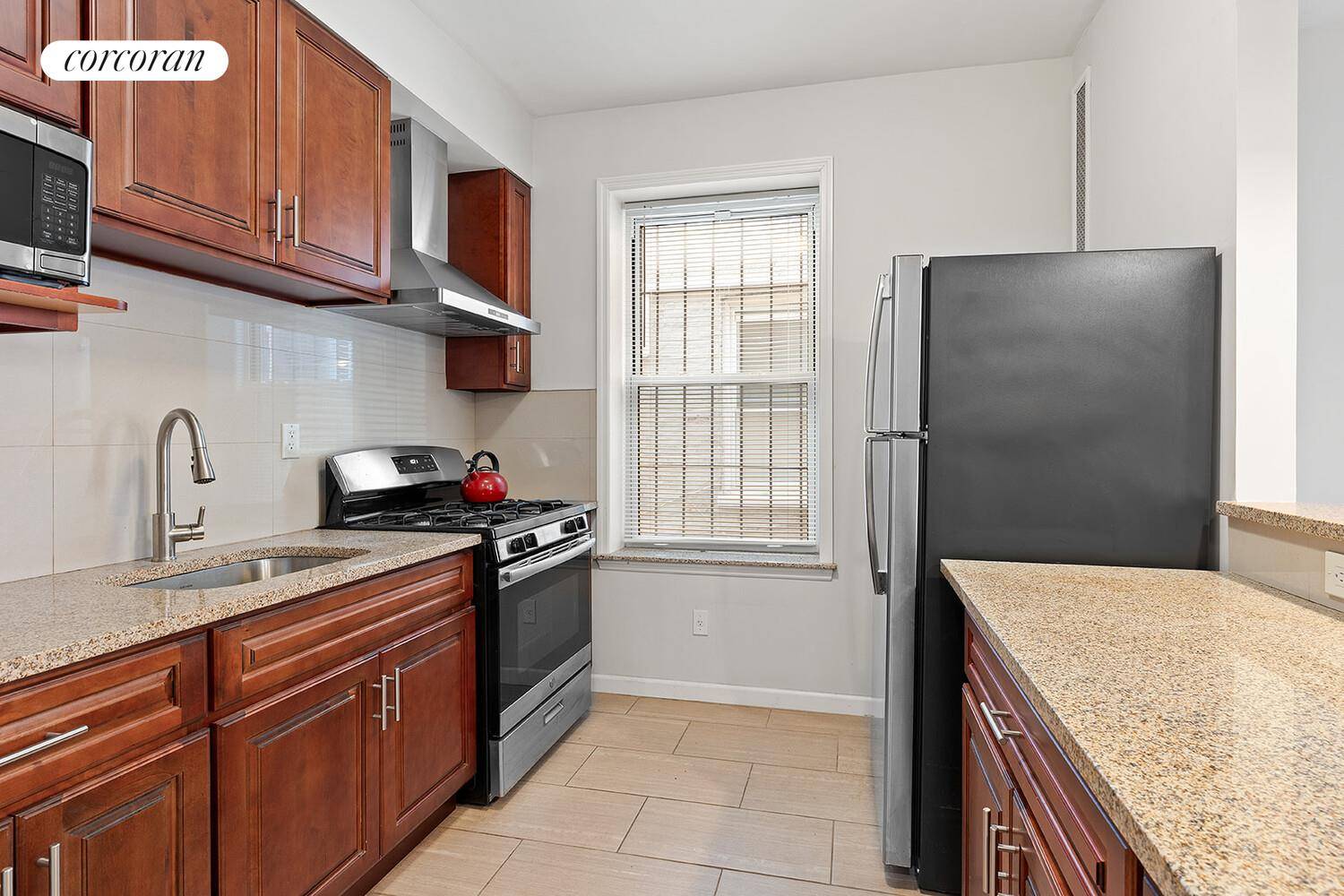 28 Lefferts Ave is the 4 unit Income Producing Property in Prospect Lefferts you've been looking for !