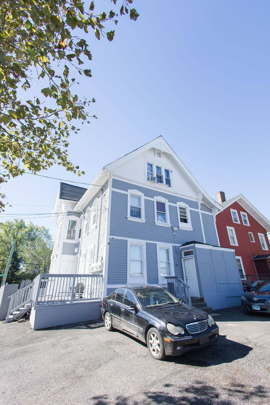 Great fully occupied 4 family house close to downtown New Haven.