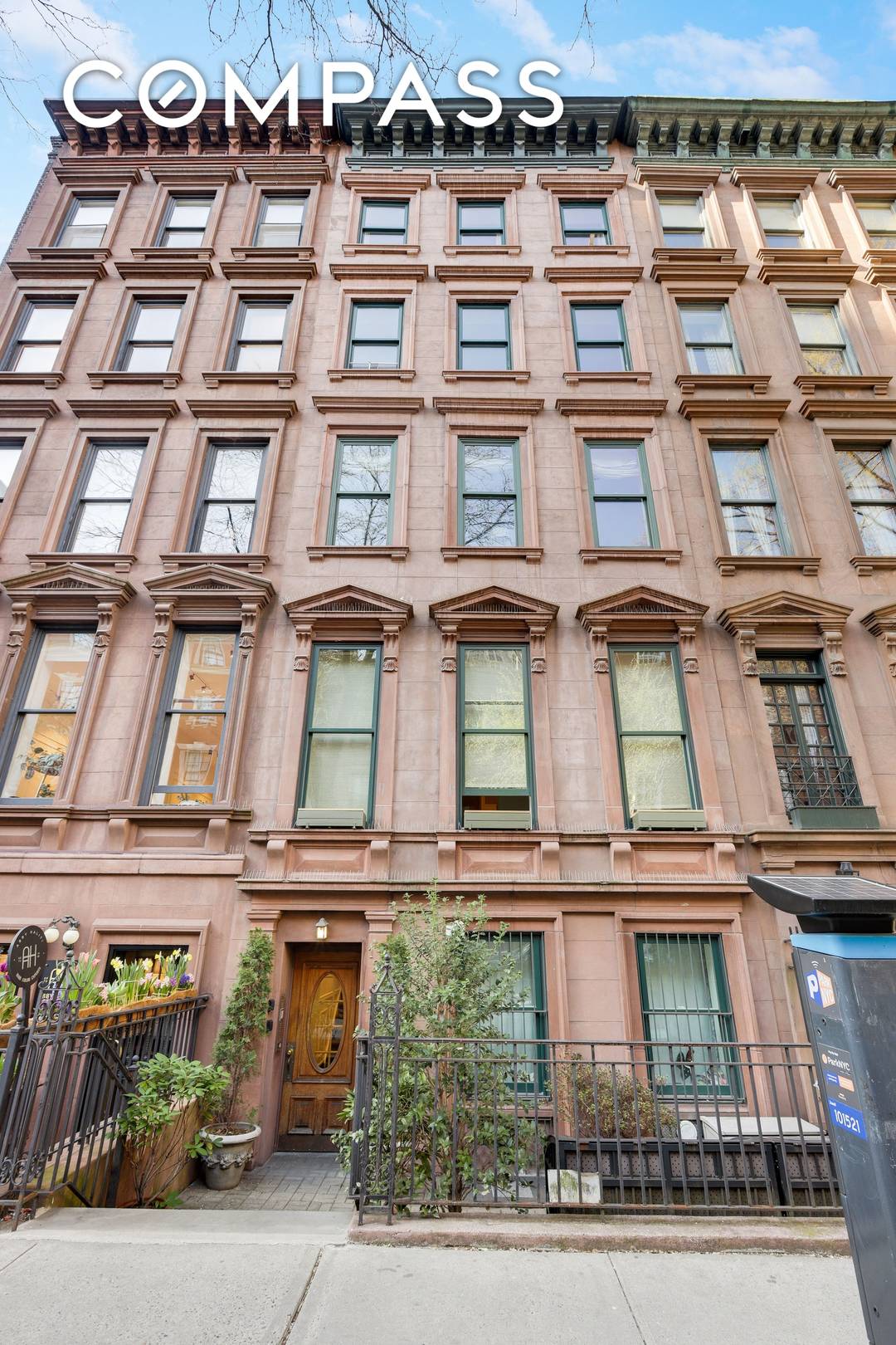This 20 wide classic Brownstone is located on a beautiful townhouse block between Park Avenue and Lexington Avenue featuring 5 full floor, 100 free market apartments, each with 1.