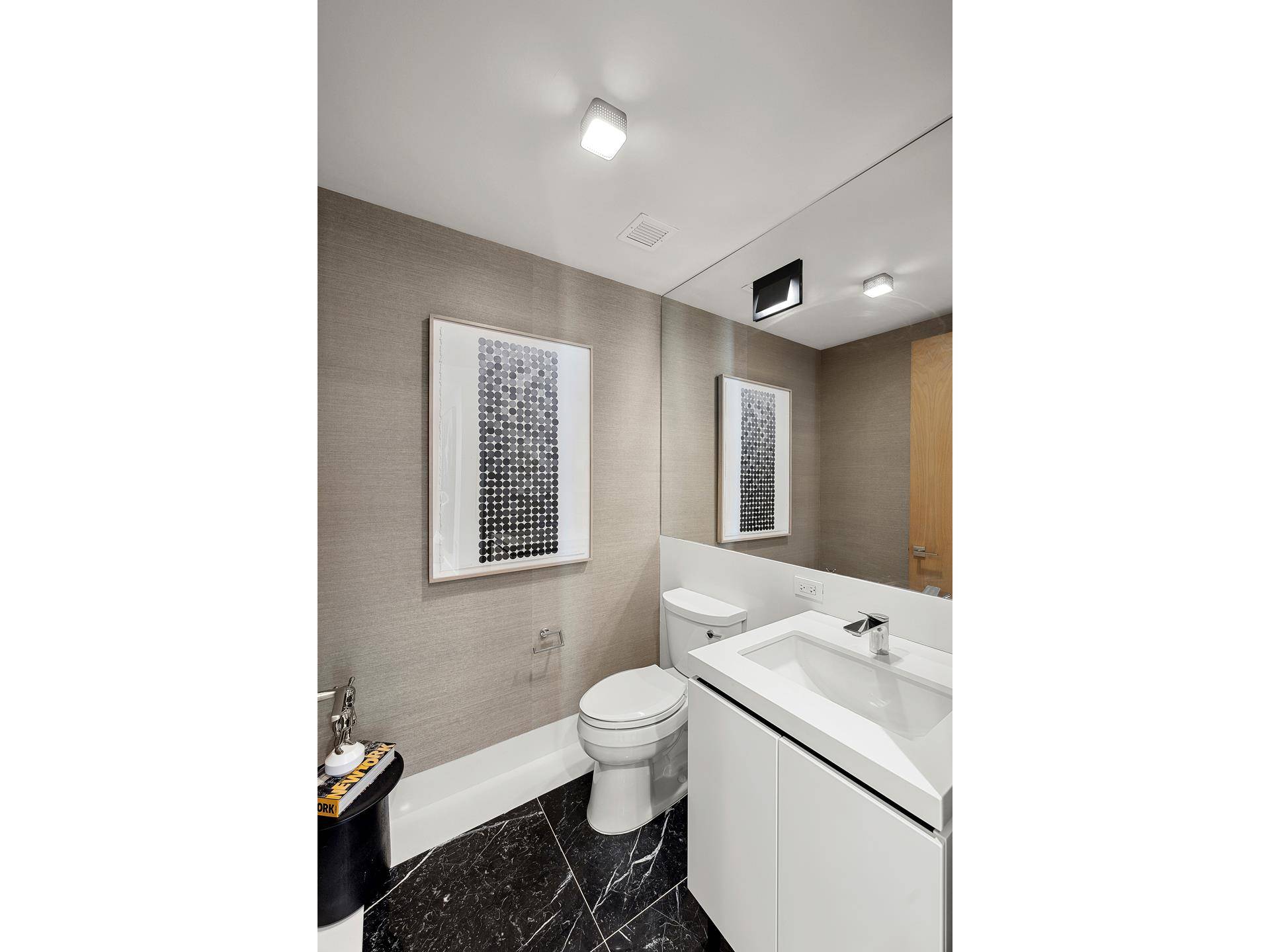 Residence 9D at 200 East 21st Street is a stunning 1, 464 square foot 2 bedroom, 2.