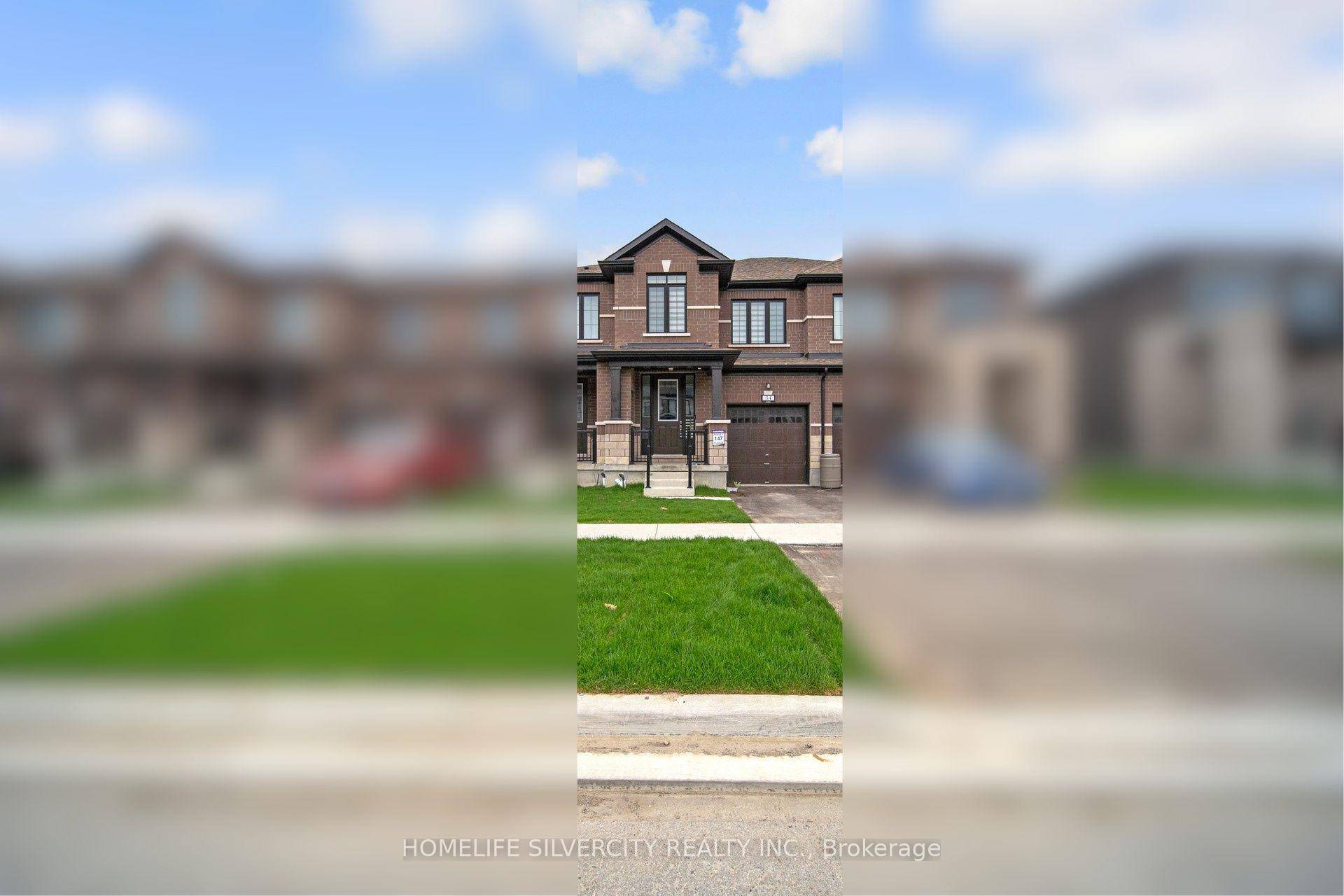 Welcome to this beautiful well maintained 3 bedrooms 3 washrooms freehold townhouse, located in a prime location in Lindsay Ontario.