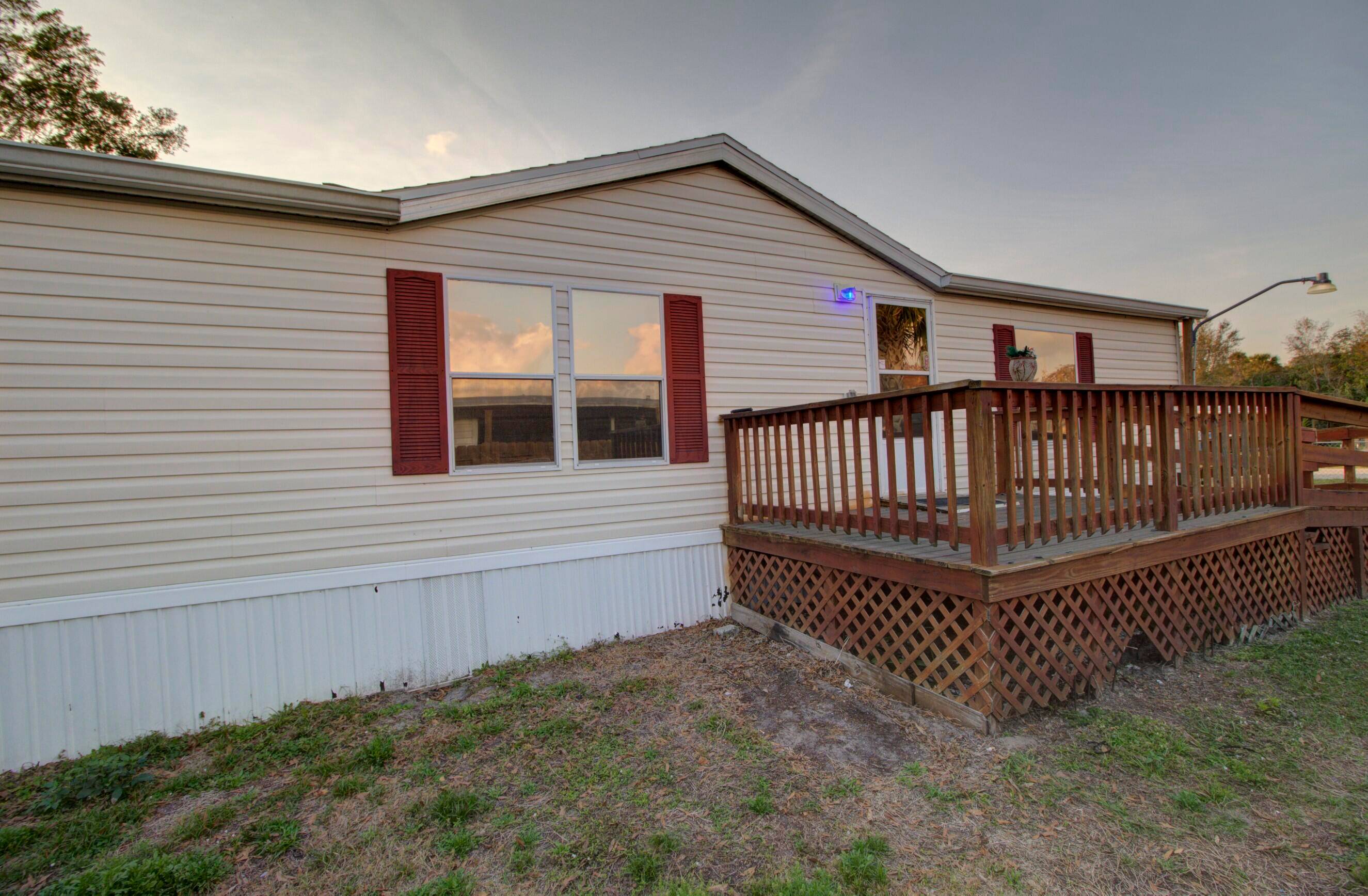 This charming 3 bed, 2 bath home offers 1, 539 sqft of comfortable living space.
