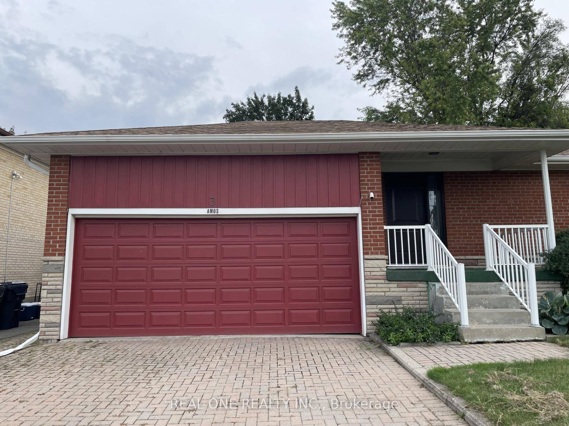 Located in North York High Demand Bathurst Manor Community, Detached Bungalow On A Quiet Cul De Sac, Quiet And Safe.