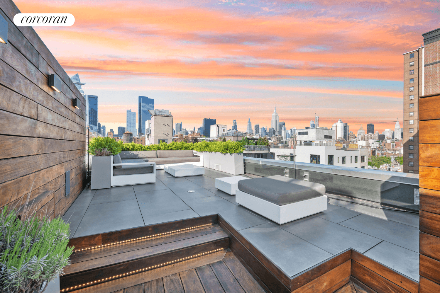 Newly renovated West Chelsea Penthouse with a highly coveted 883sqft large roof terrace with 360 degree Empire State and Downtown views is complete with a gas BBQ grill, outdoor Gagganau ...