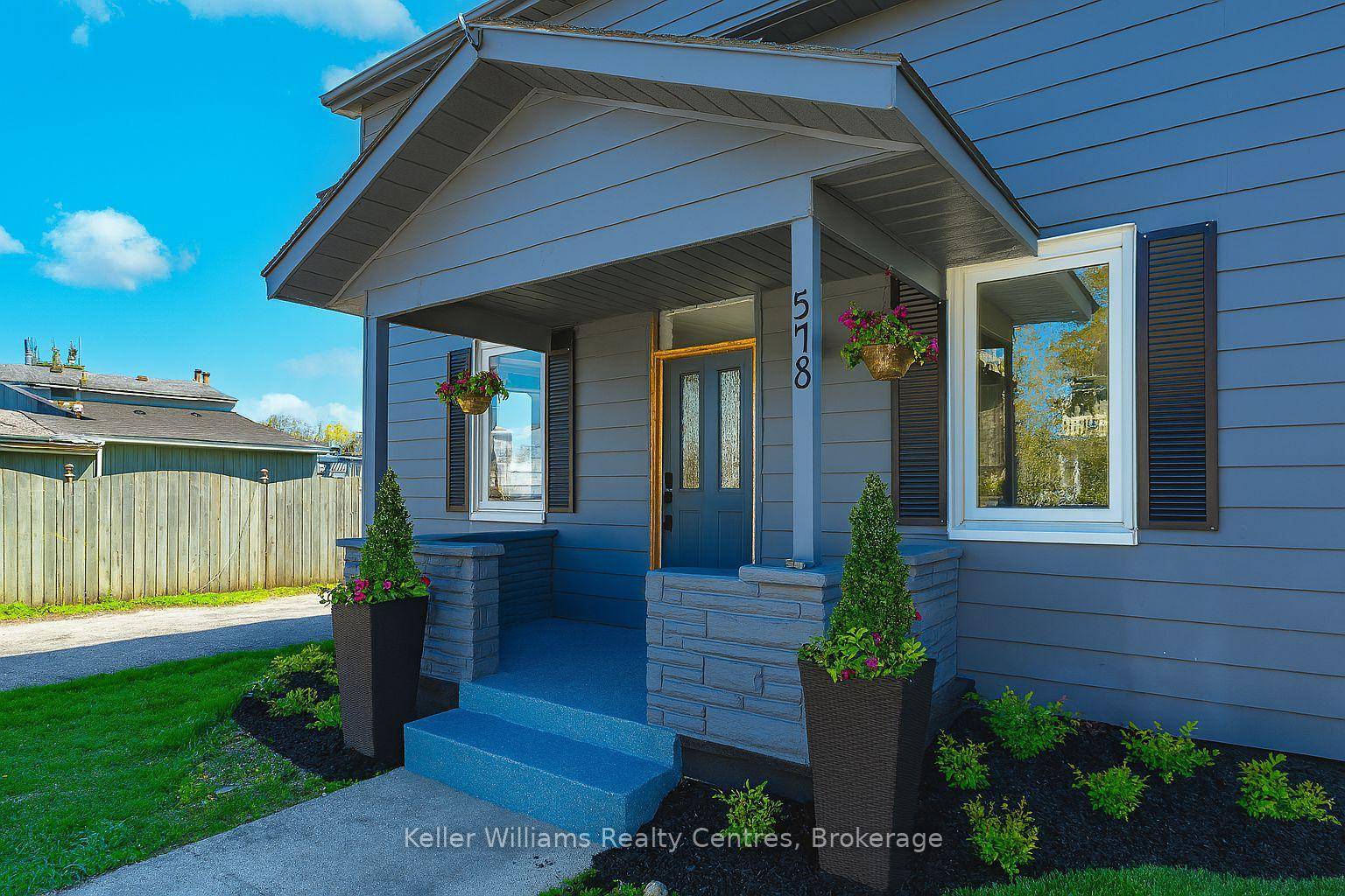 Crisp, clean, and just a short stroll from the shoreline.