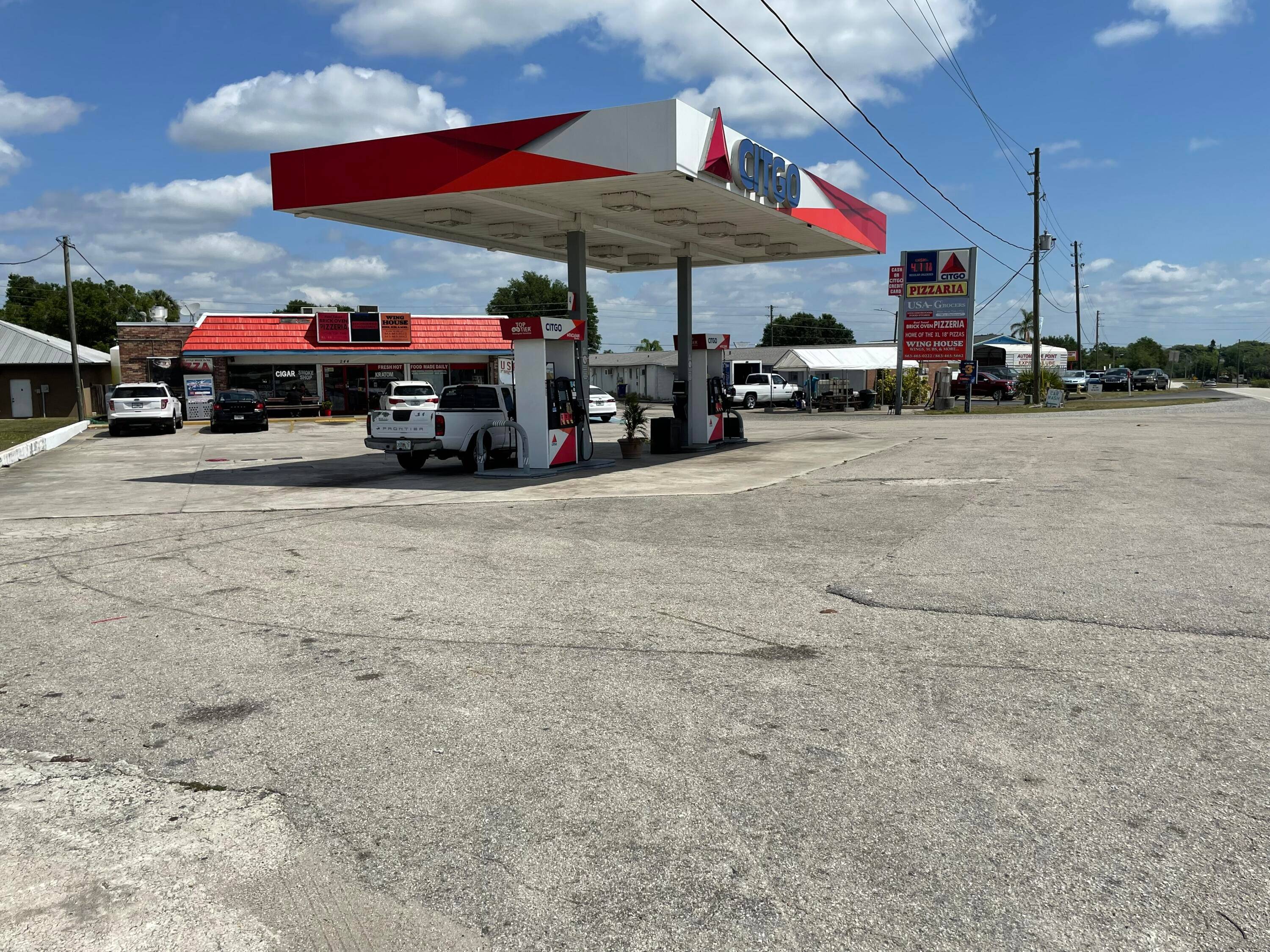 TURN KEY. GAS STATION AND CONVENIENCE STORE AND RESTAURANT FOR SALE.