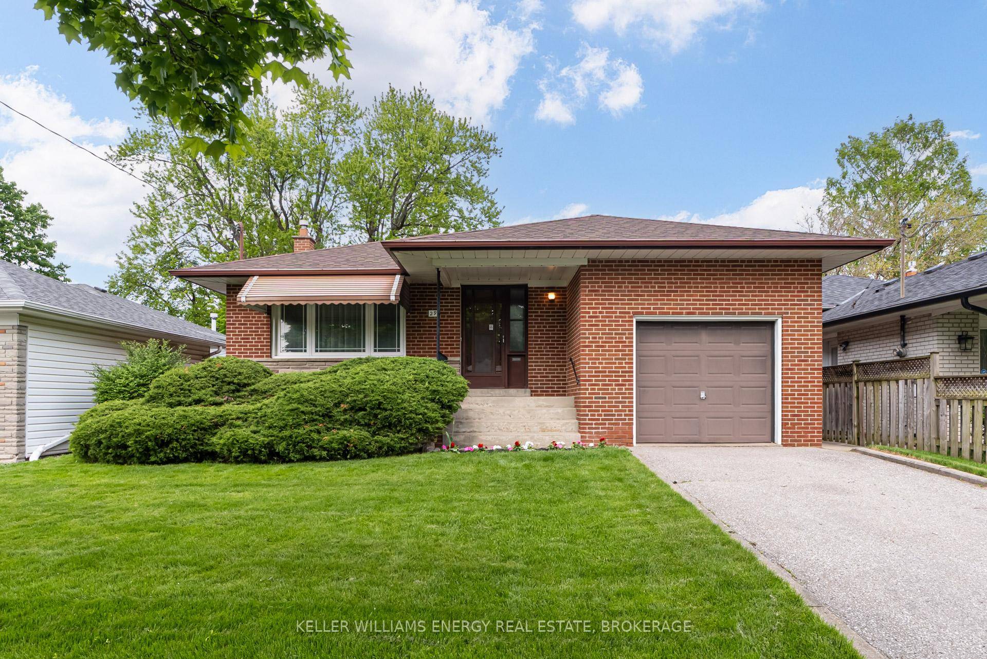 Welcome to this charming, timeless, well maintained 3 bdrm 2 bathroom all brick bungalow in the heart of the family friendly Woburn community on a quiet tree lined street in ...