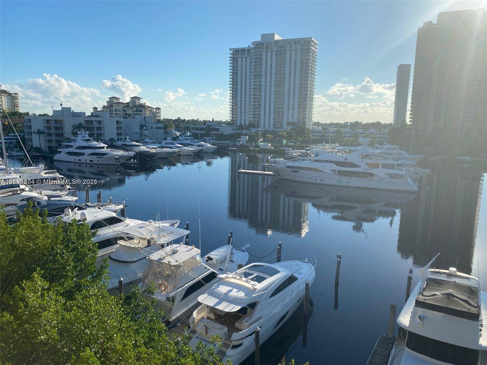Amazing Views from This spectacular unit in the Aventura Yacht Club.