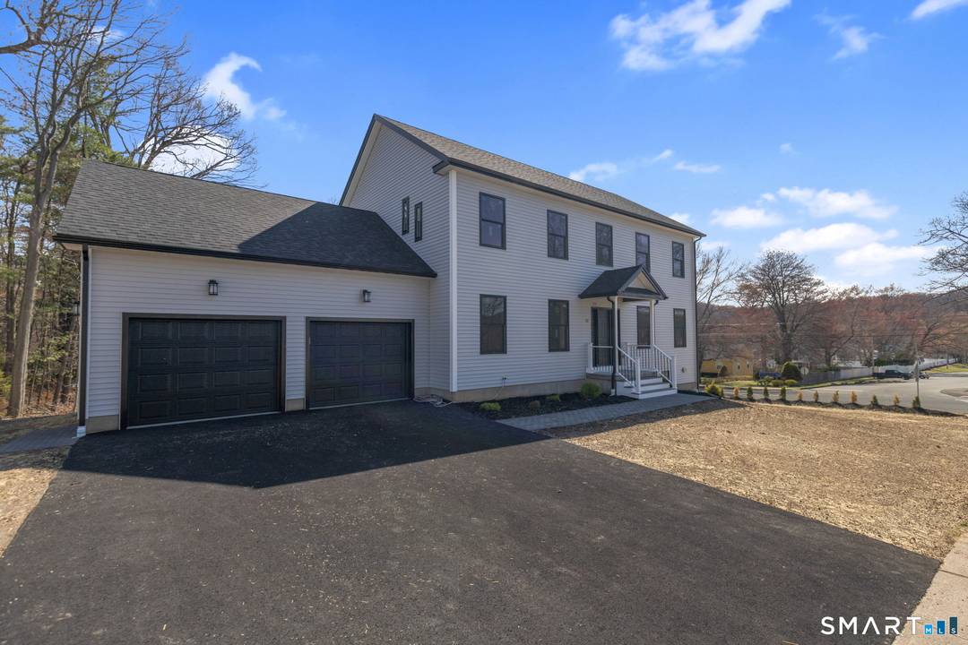 Immediate Occupancy Available.
