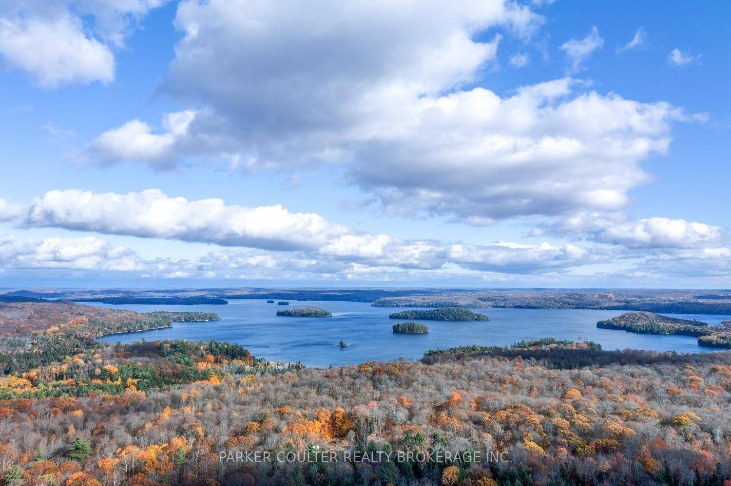 Discover this peaceful and very private estate size 10.