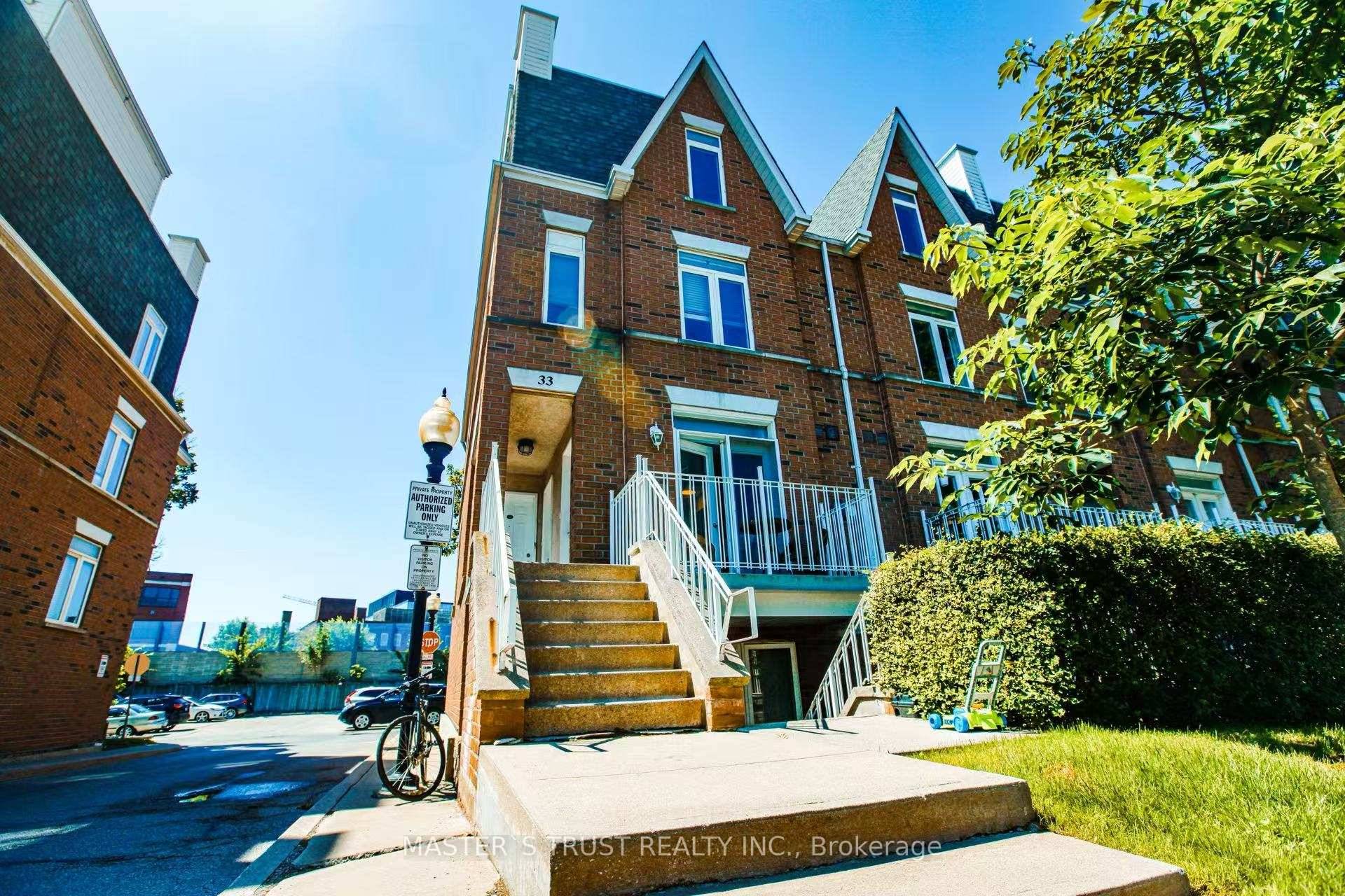 Welcome to this beautiful and sun filled 2 bedroom end unit stacked townhouse in the heart of king west Village !