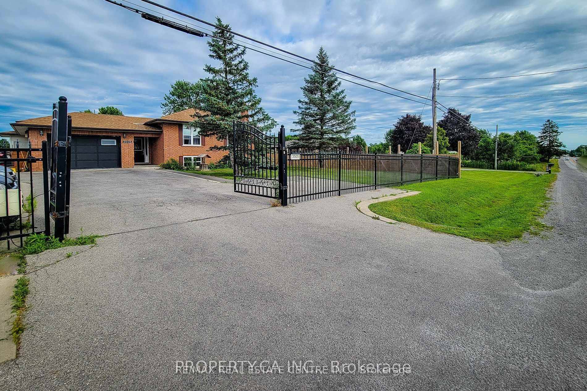 Beautifully renovated family home with income potential !