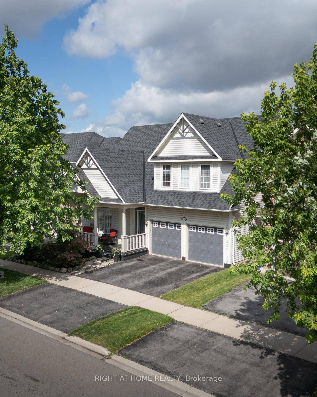 Welcome to 1415 Hearst Boulevard !