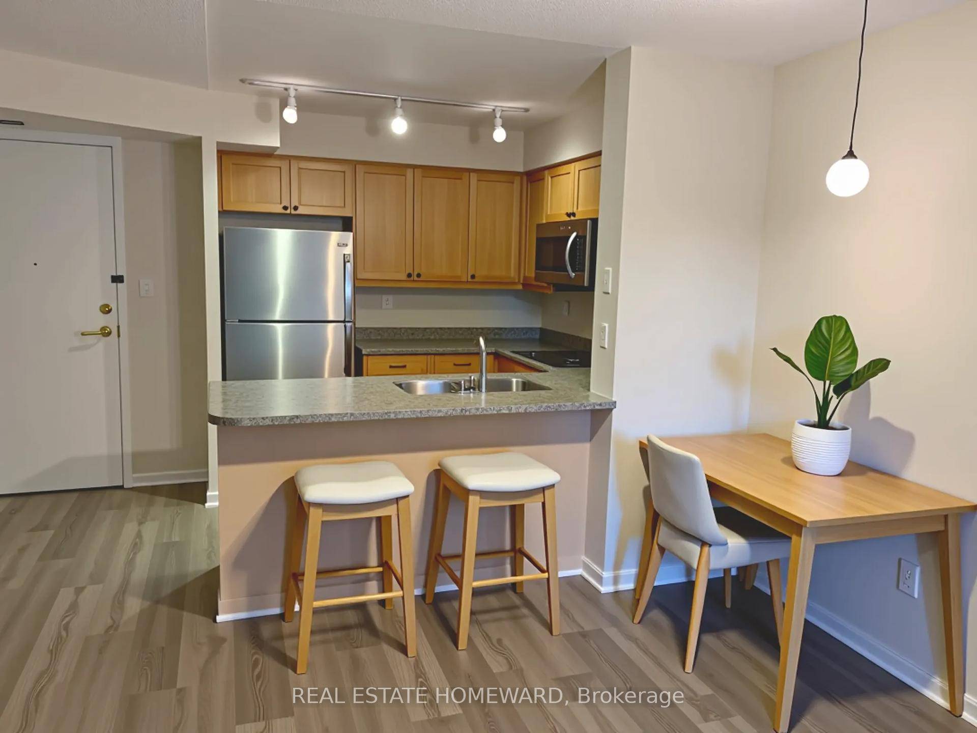 Love where you live ! Located just steps from the vibrant Yonge amp ; Eglinton intersection, this is urban living at its best.