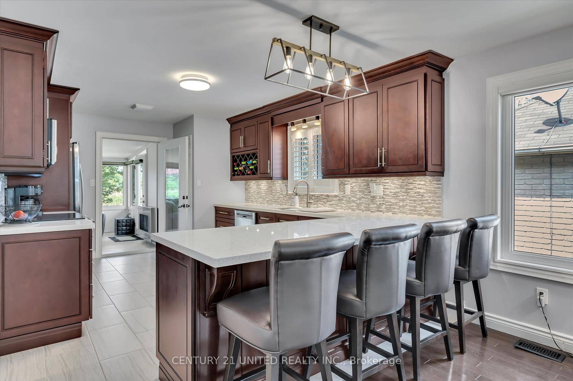 Condo living without the condo fees Welcome to 3033 Westridge Blvd hiding on the western edge of Peterborough.