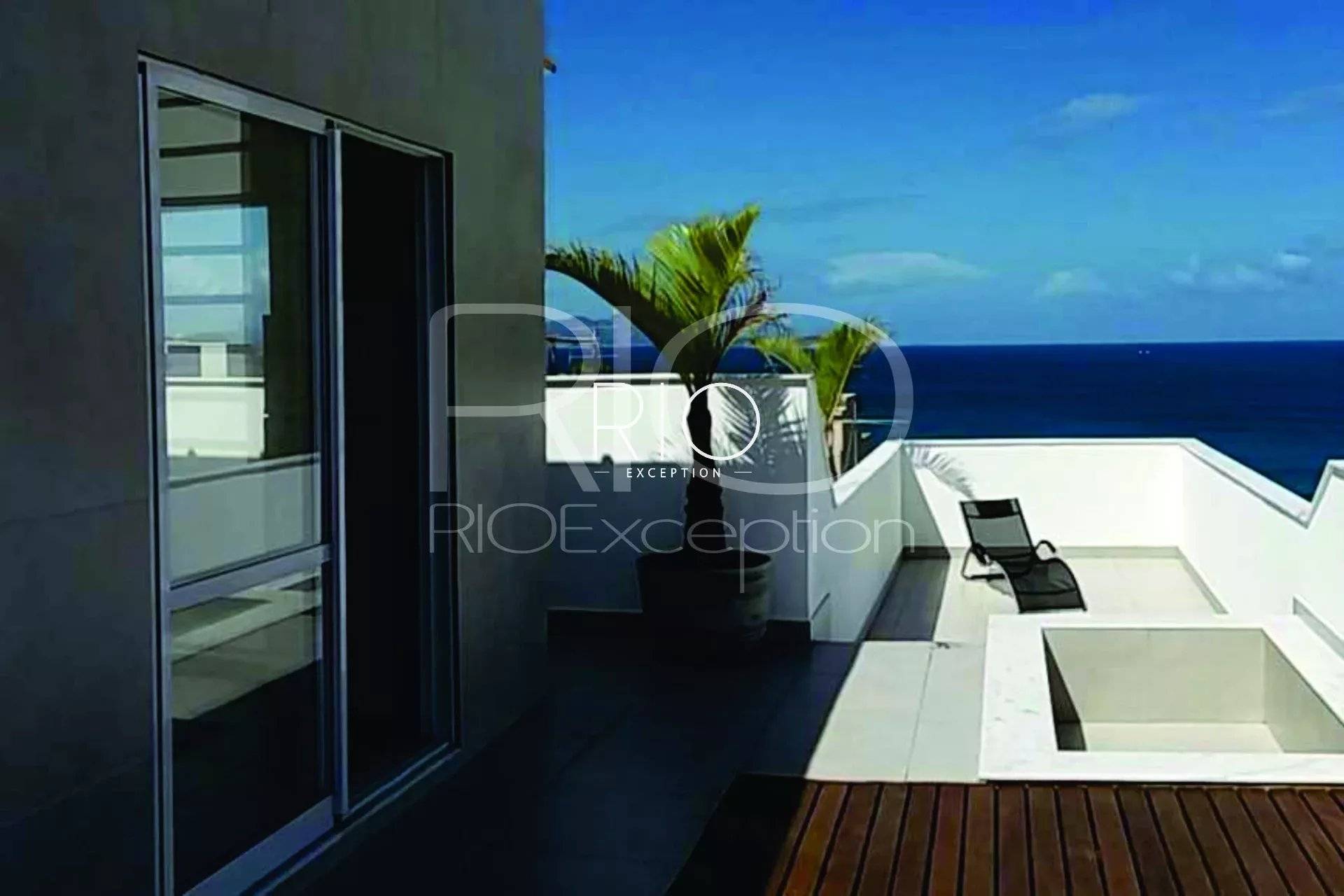 COPACABANA Posto 5 - Fantastic penthouse triplex 600m2.