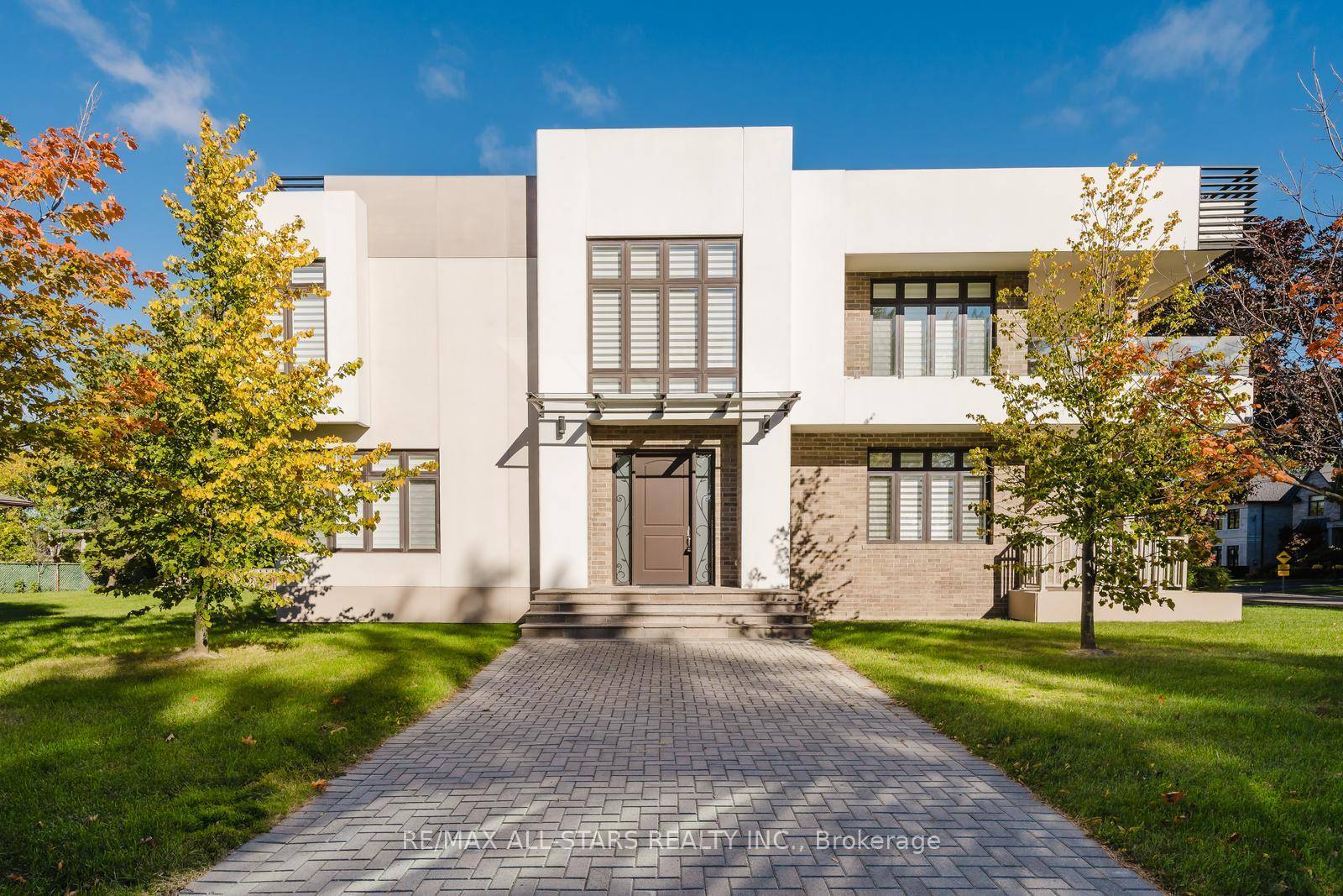 Welcome to this one of a kind, custom built luxury homefeaturing a patented design that makes it the only residence in Canada constructed entirely of solid concrete.