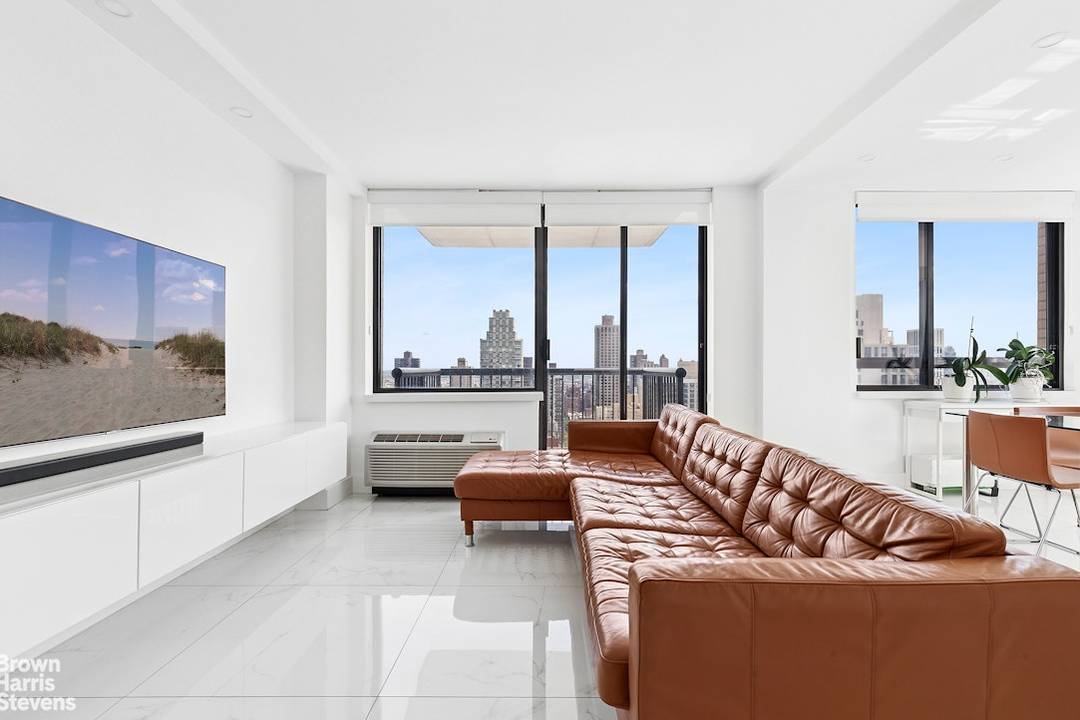 Perched on the 32nd floor, this stunning Upper East Side condominium offers every imaginable highest end finish, private balcony and sweeping south and east postcard skyline views, filling every room ...