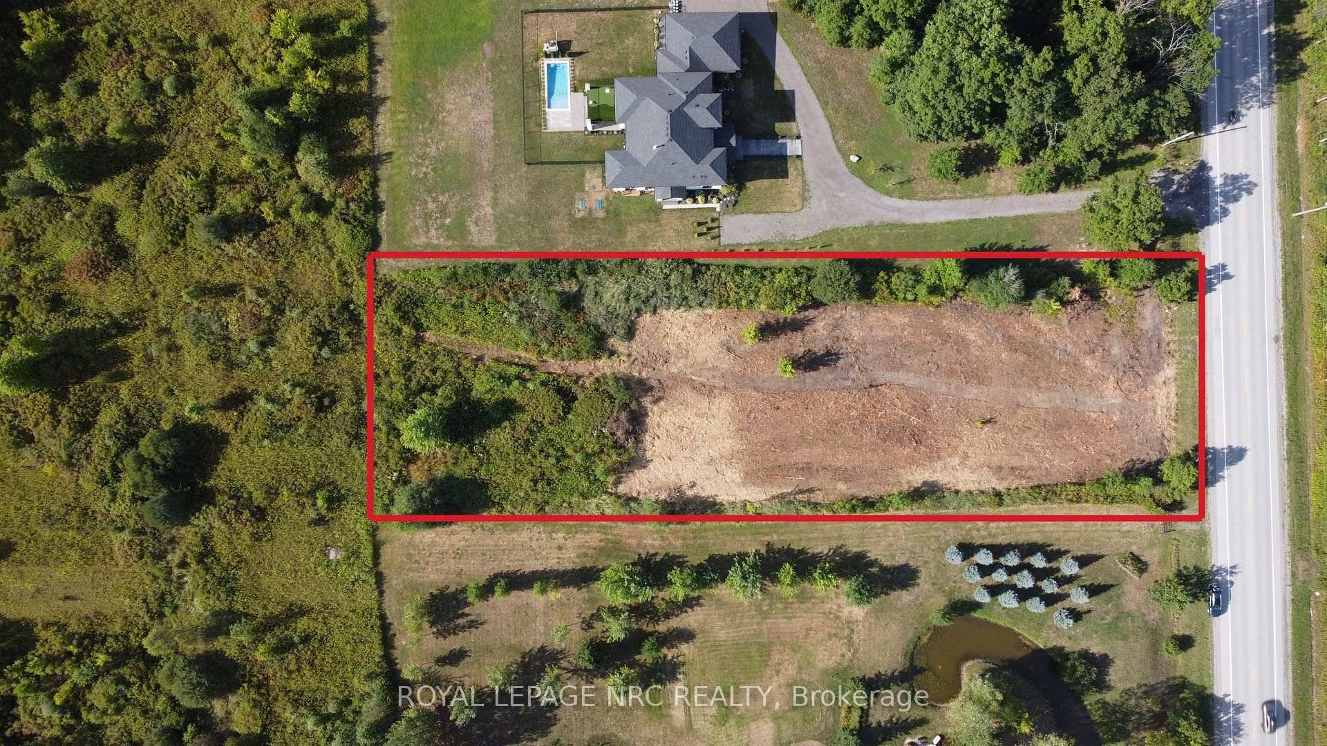 Don't miss this rare opportunity to own an estate lot measuring 125 ft by 407 ft.