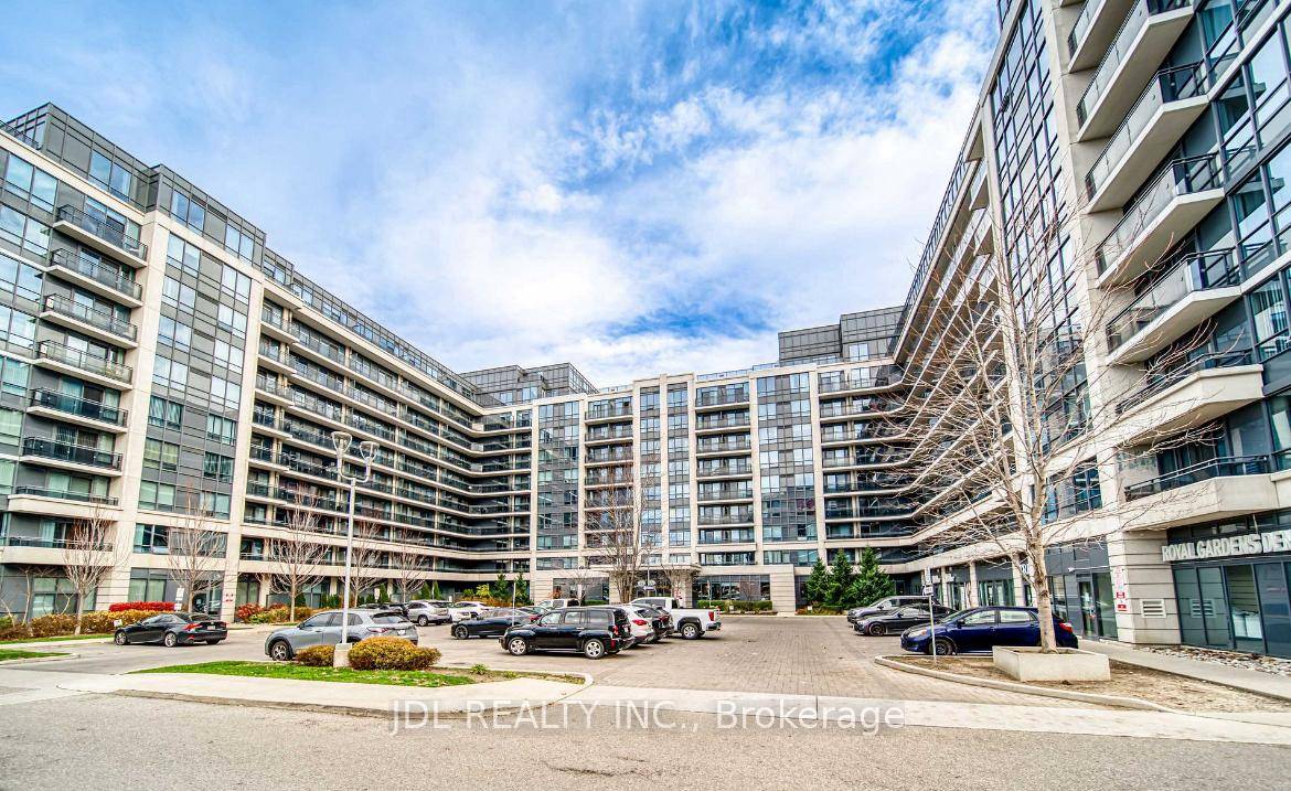 Welcome to This Bright and Homey unit at Luxary Royal Garden at the Center of Richmond Hill.