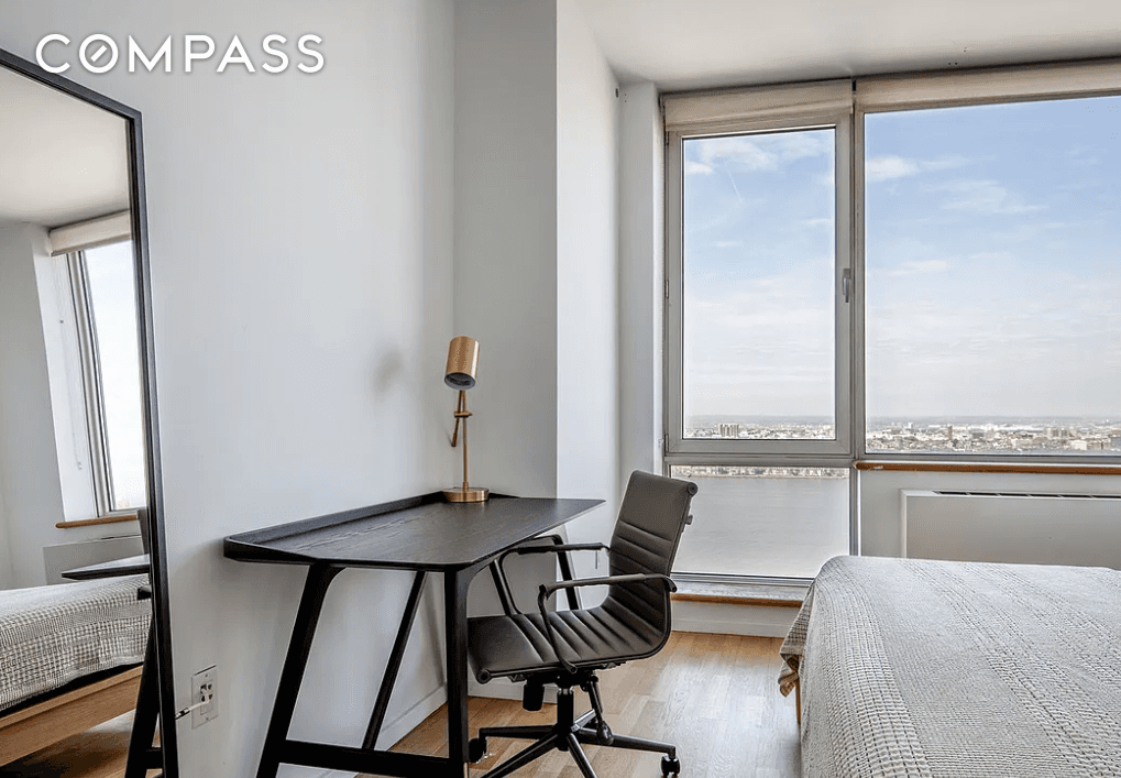 For Sale Modern 2 Bedroom Condo in Hell s Kitchen This beautifully furnished 2 bedroom, 1 bath high floor condo in the heart of Hell s Kitchen is now available ...