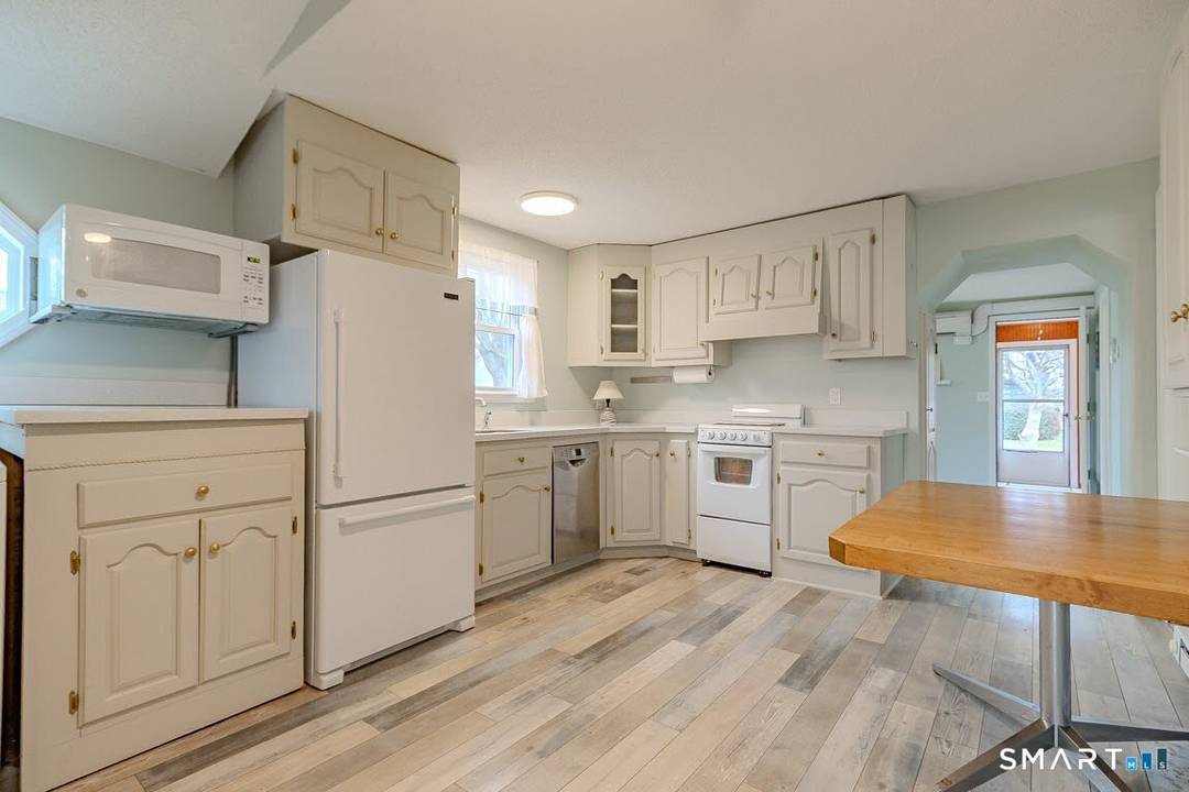 This charming year round cottage style home is tucked within the Saybrook Manor Beach Association and offers the perfect blend of coastal simplicity and modern comfort.