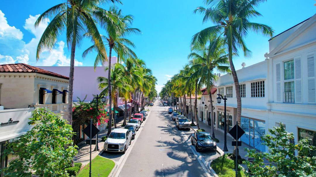 Rarely available 3 bedroom, 2 bath Palm Beach rental on Worth Avenue, located above Brunello Cucinelli on iconic Worth Avenue.