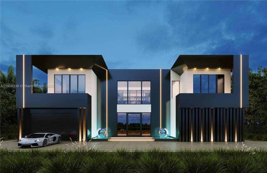 Bring your offer now ! Prime Pinecrest Lot with Approved Plans Ready to Build.