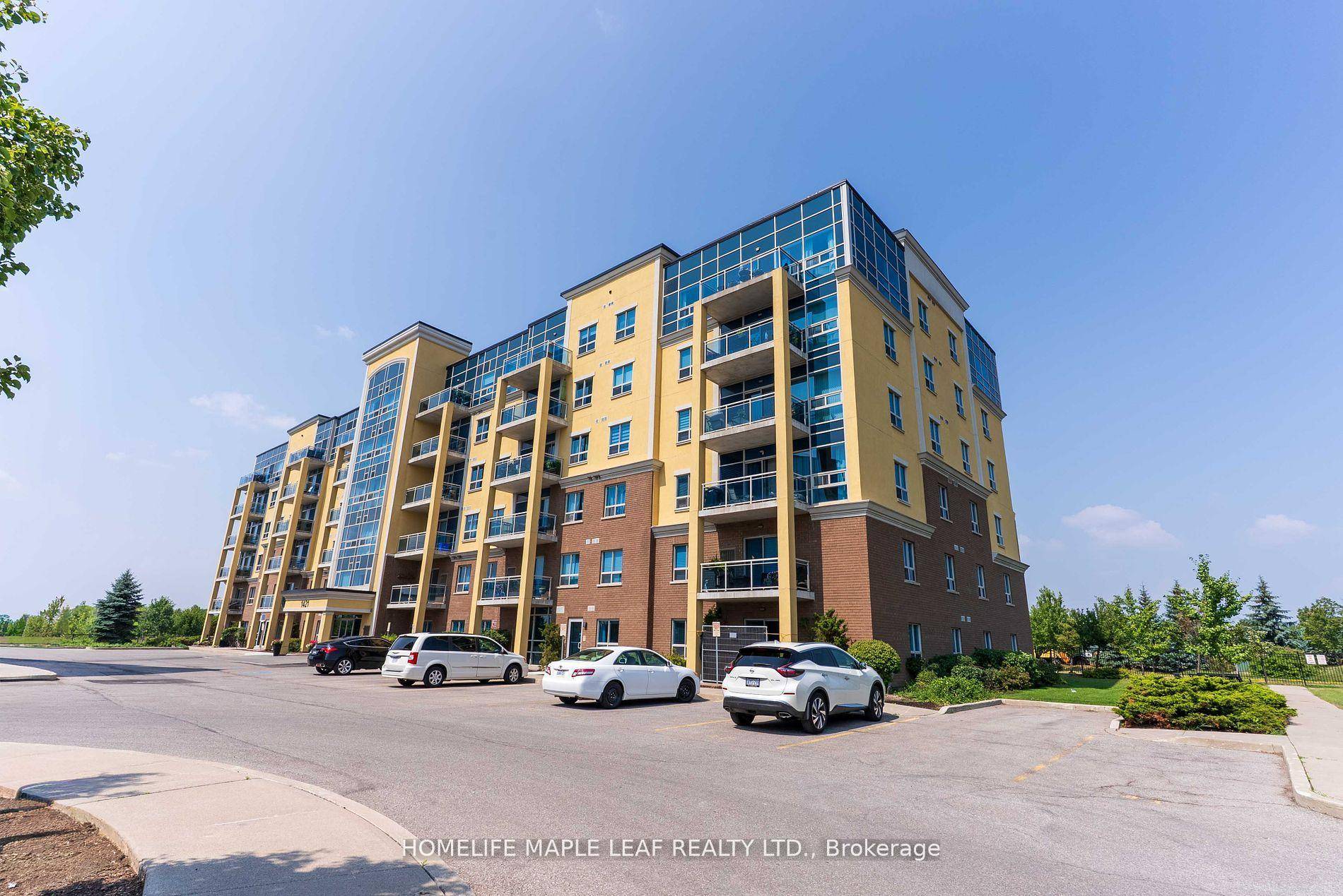 Beautiful 1 Bedroom Den Suite in a Sought After Location Rare Find with 2 Underground Parking Spots.