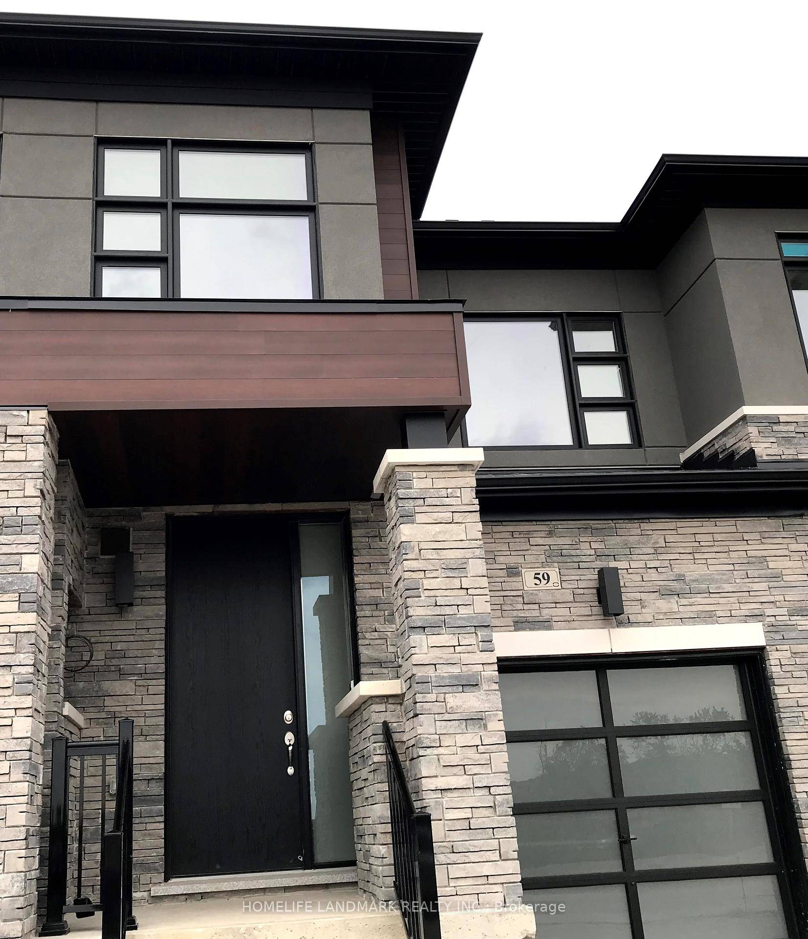 Nestled in one of Richmond Hills most desirable neighborhoods, this beautifully maintained two storey townhome combines comfort, style, and unbeatable convenience.