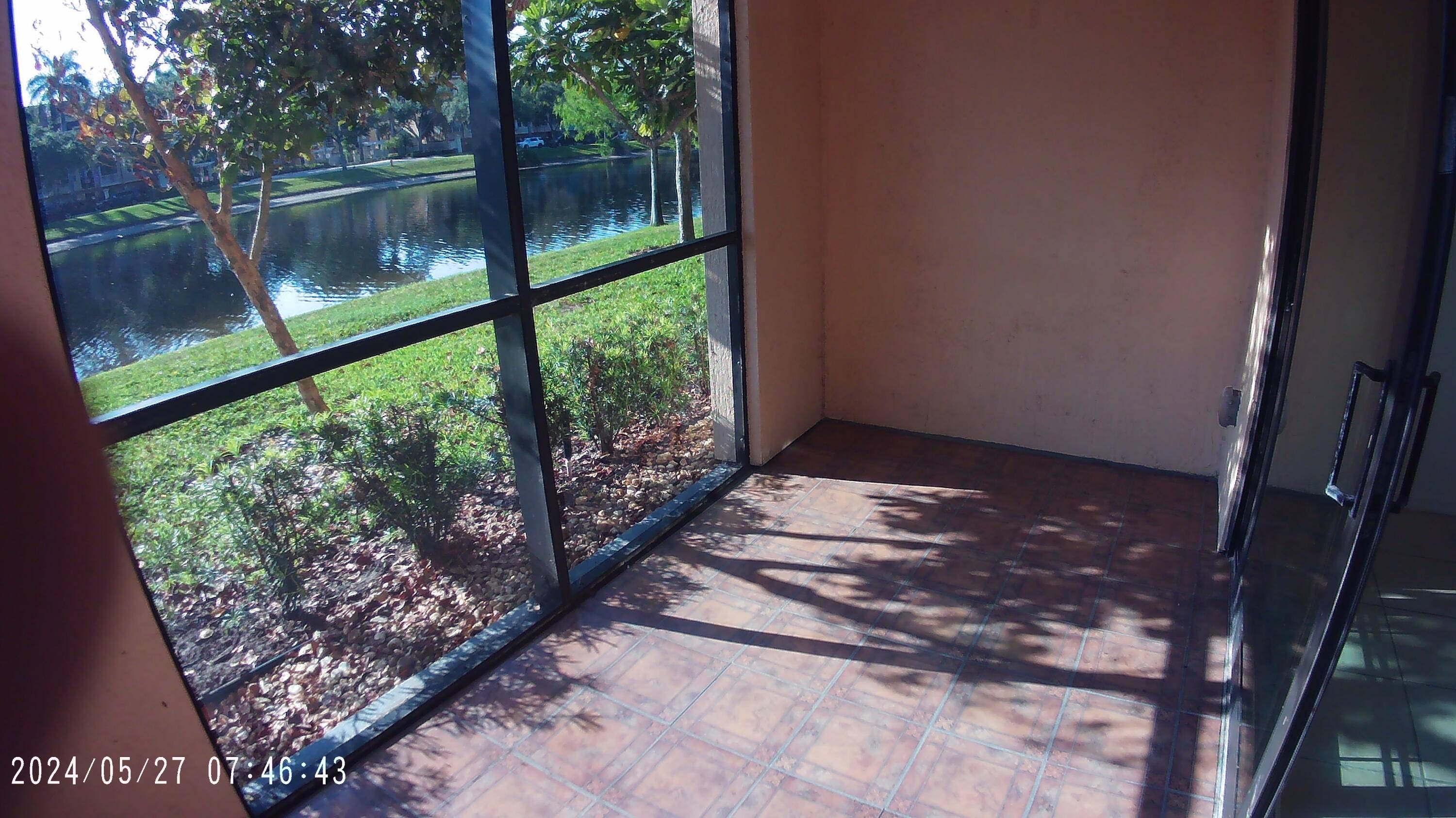 Amazing Town house ! ! ! on the lake 2 master suits granite kitchen and bathrooms 3 brm 3 bath downstairs brm bath upstairs loft den office Garage !