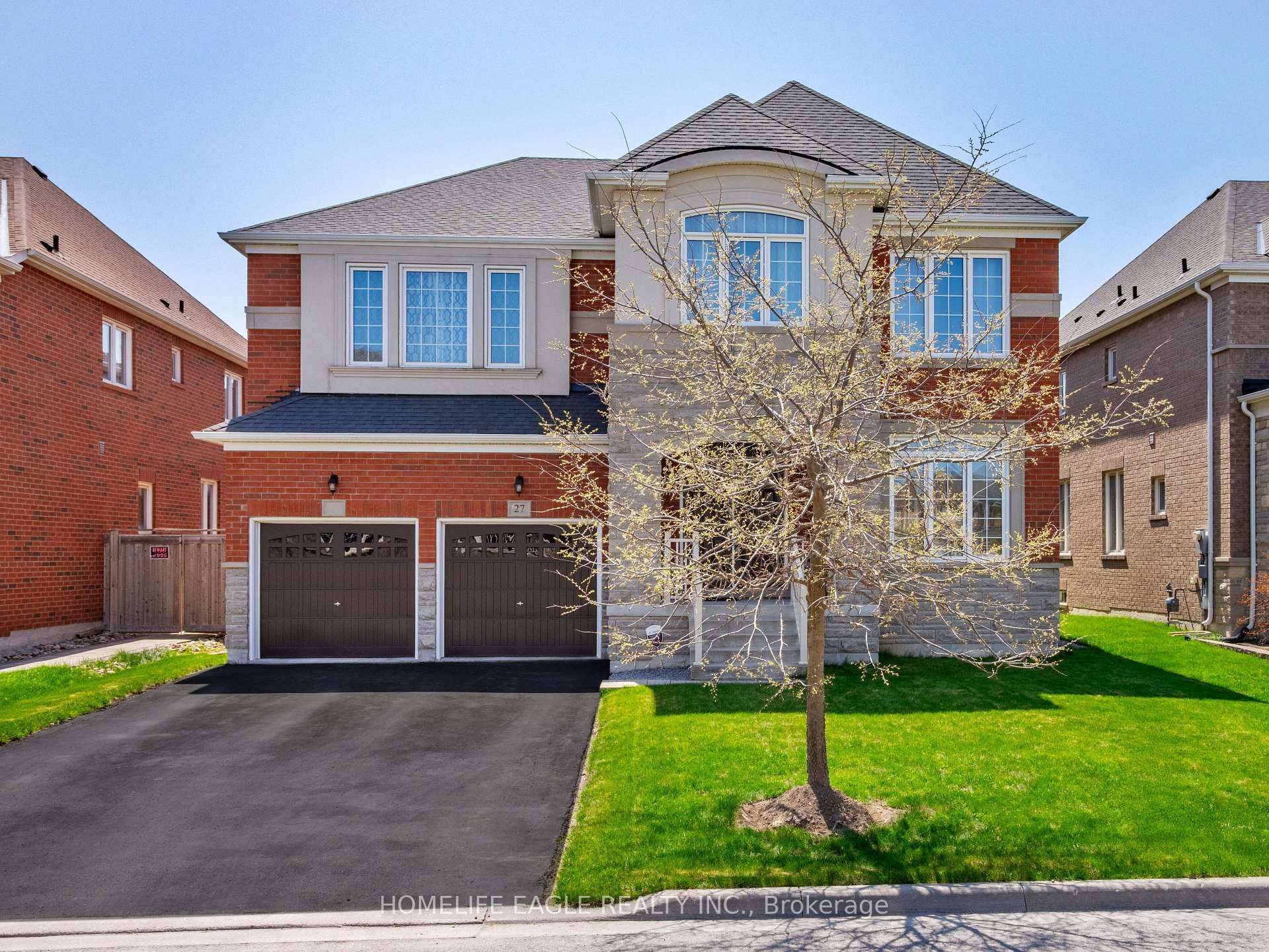 The Perfect 5 1 Bedroom amp ; 4 Bathroom Detached Premium 50Ft Wide Frontage Pool Sized Backyard Located In Bradford's Family Friendly Neighbourhood Enjoy 4, 059 Sqft Of Luxury Living ...