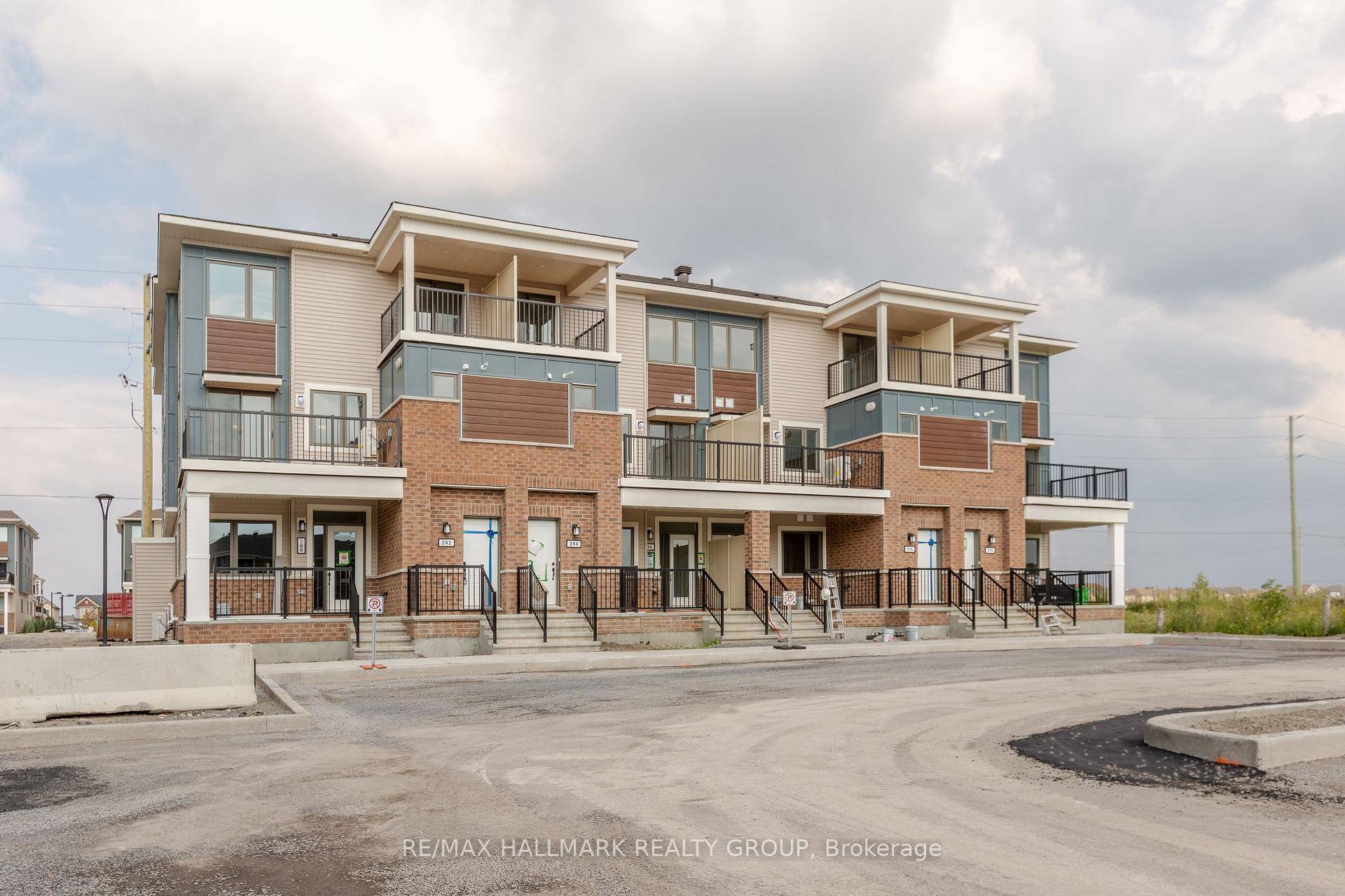 Welcome to 290 Zenith Private Available November 1, 2025 !