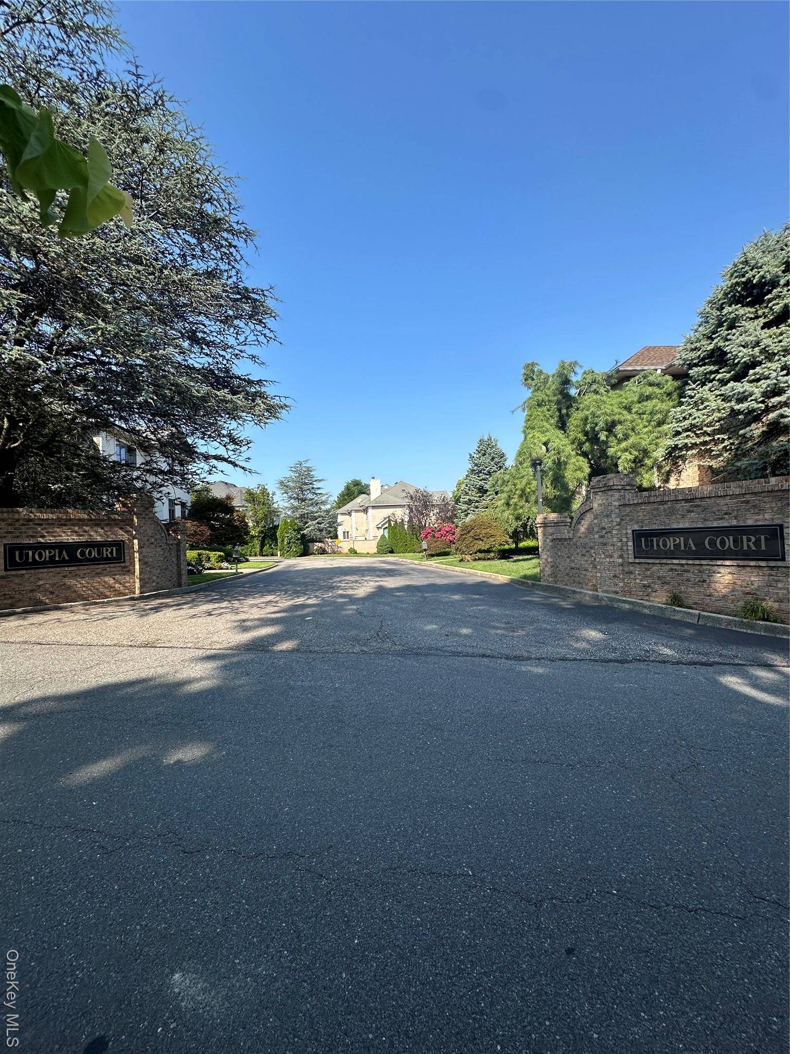 11, 550 square feet vacant land.