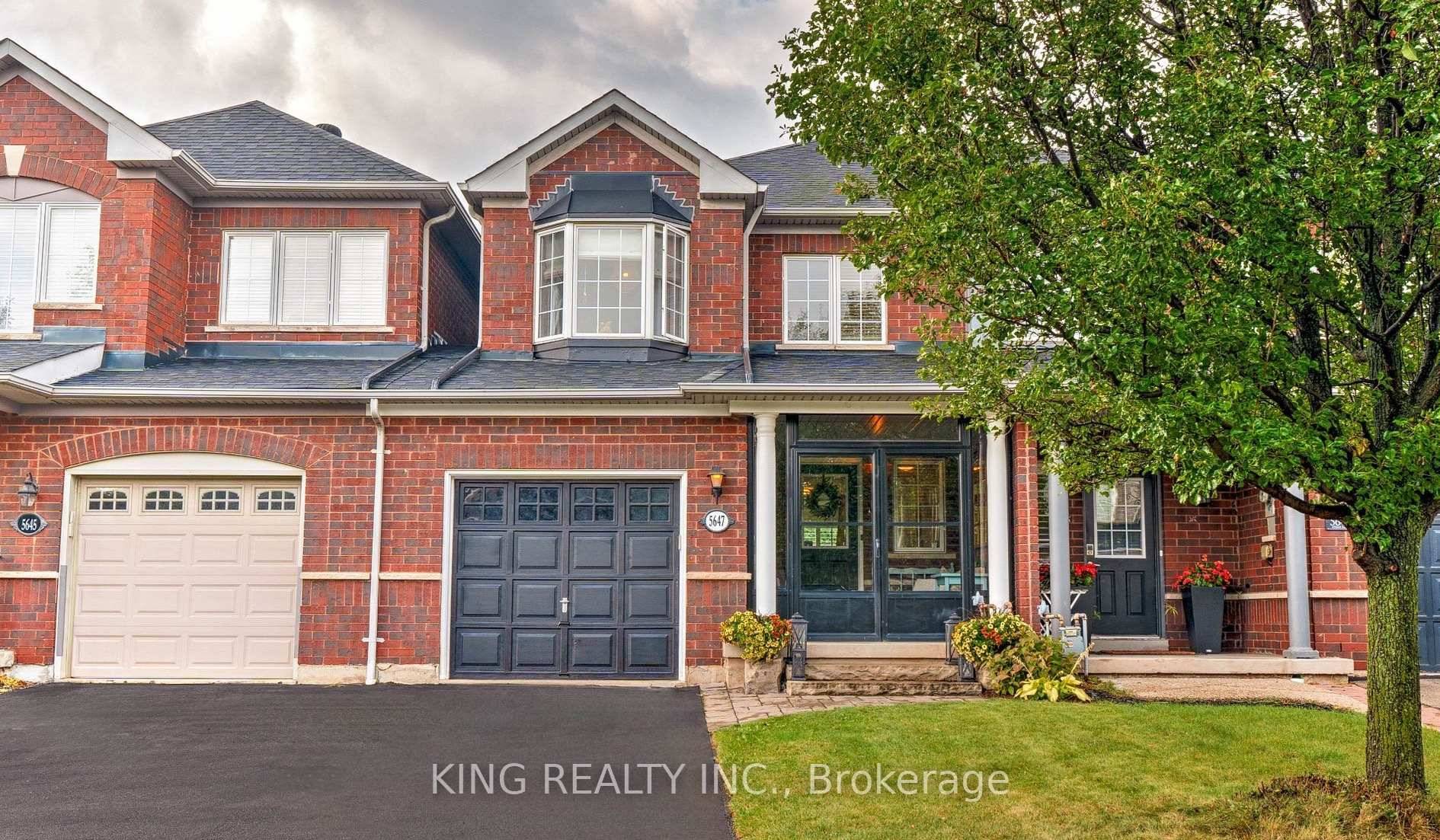 Welcome to 5647 Stella Lane, a three bedroom freehold townhome located in the Appleby area, Few minutes drive to the Appleby Go Station and within walking distance to schools, shopping ...
