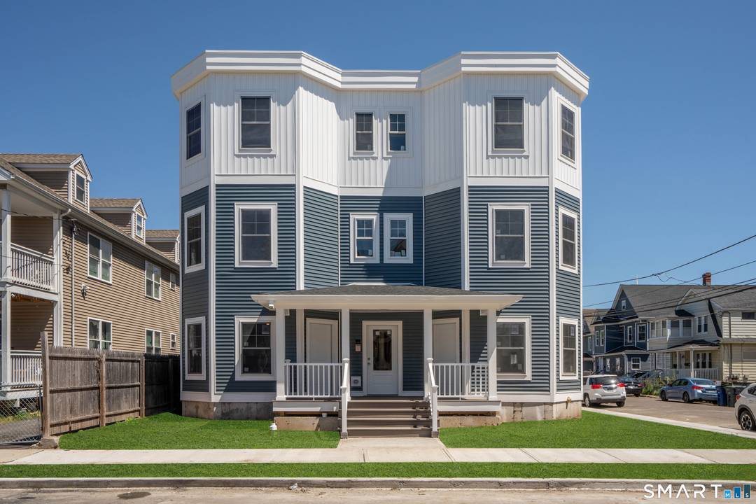 New Construction 6 Family Prime Investment Opportunity Brand new 6 unit multifamily building located at 386 390 Carroll Ave, Bridgeport, CT.