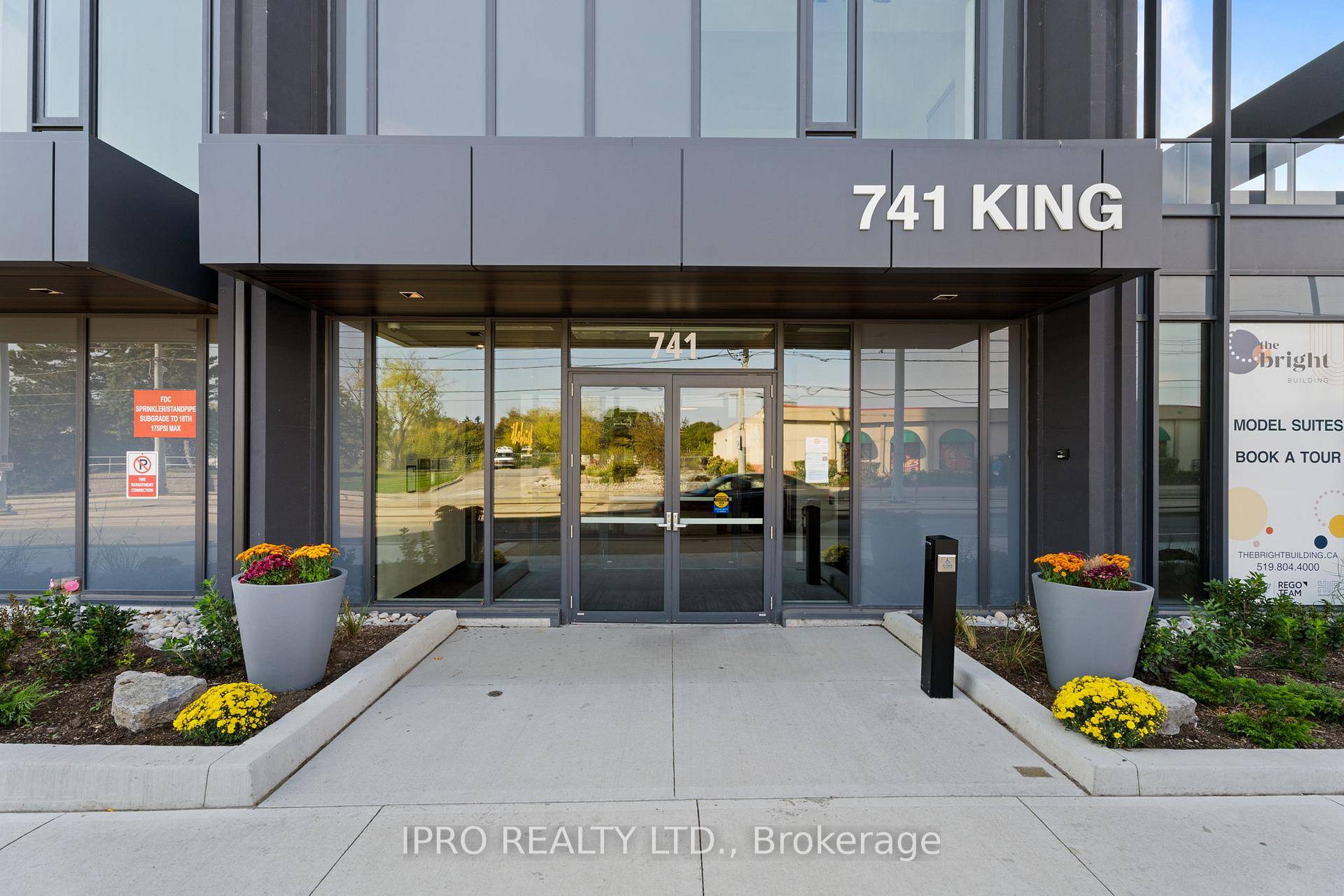 Spacious Studio Condo In One Of The Most Desired Kitchener Communities !